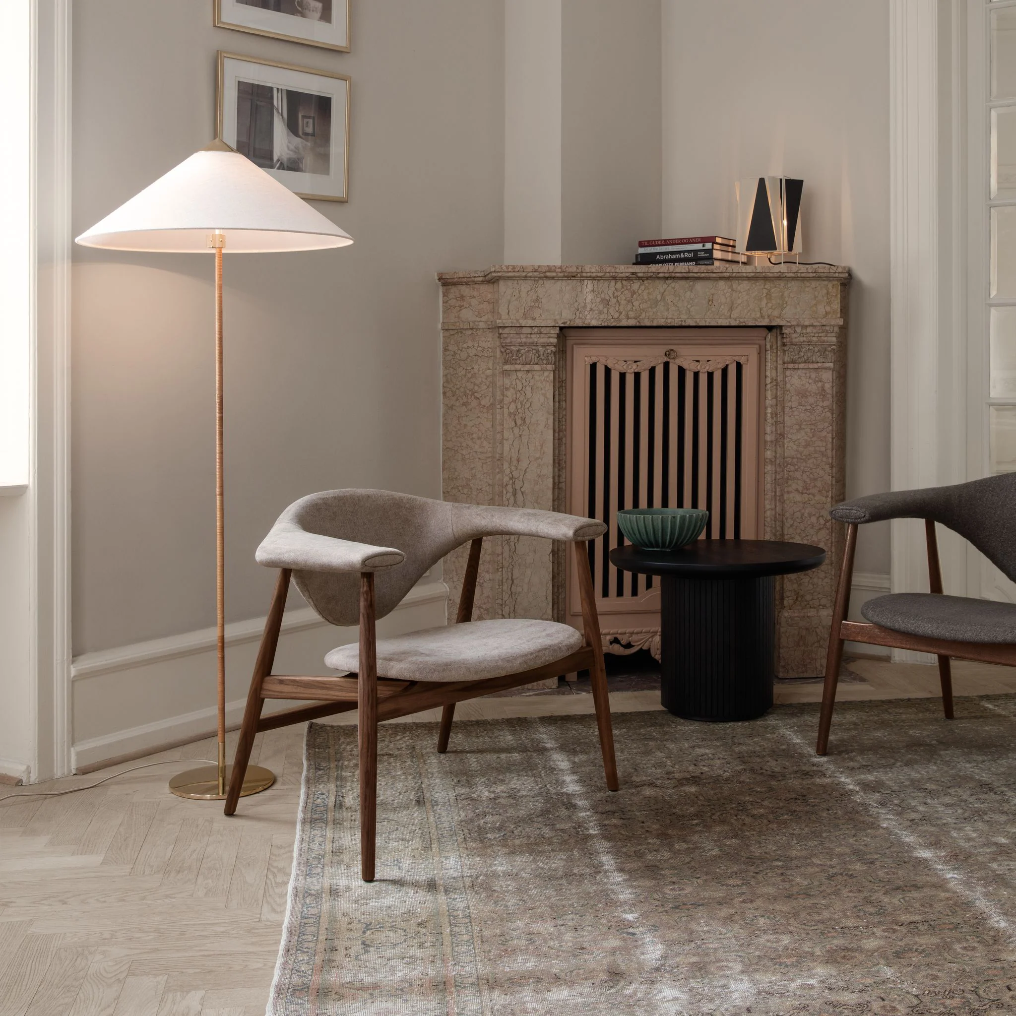 9602 Floor Lamp by Gubi - Image 5