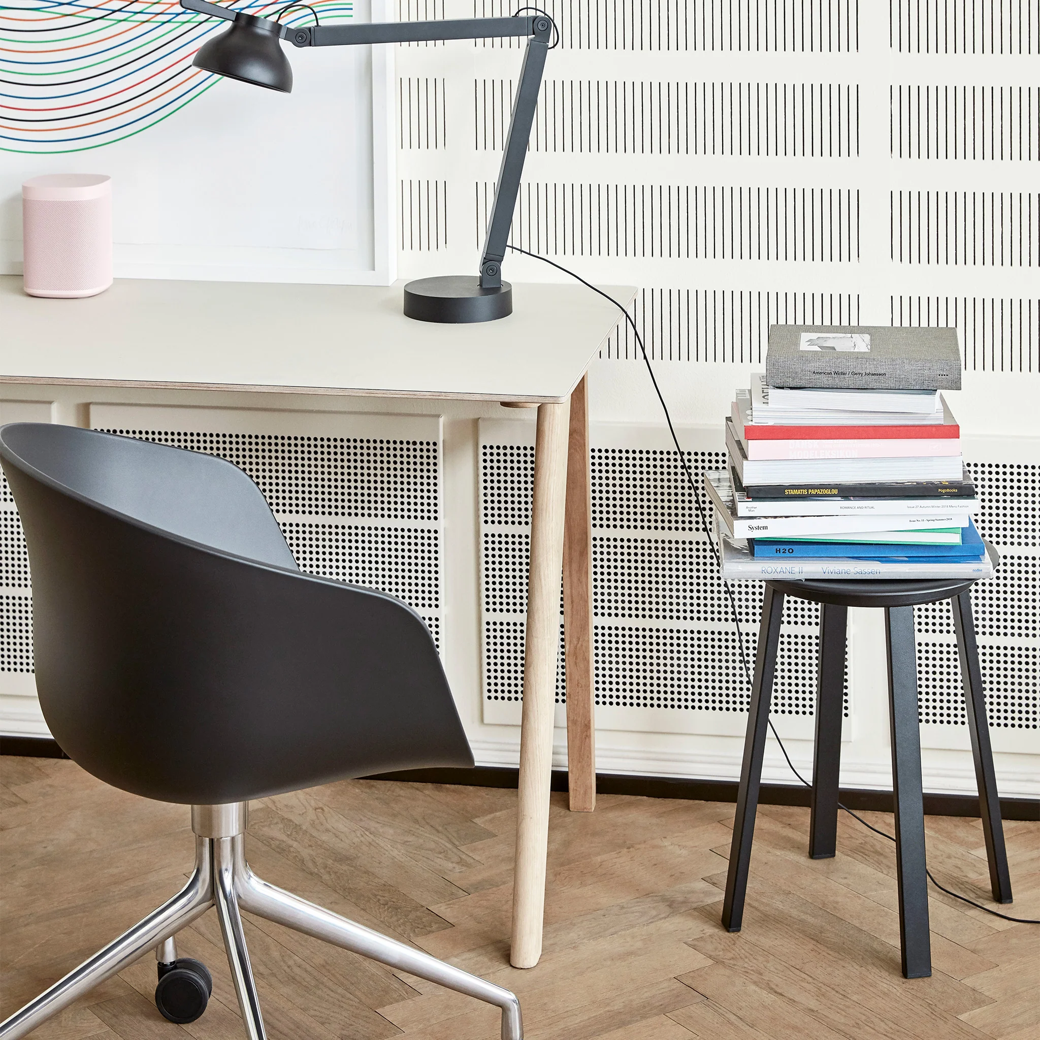 AAC 24 Swivel Chair 2.0 - Image 4
