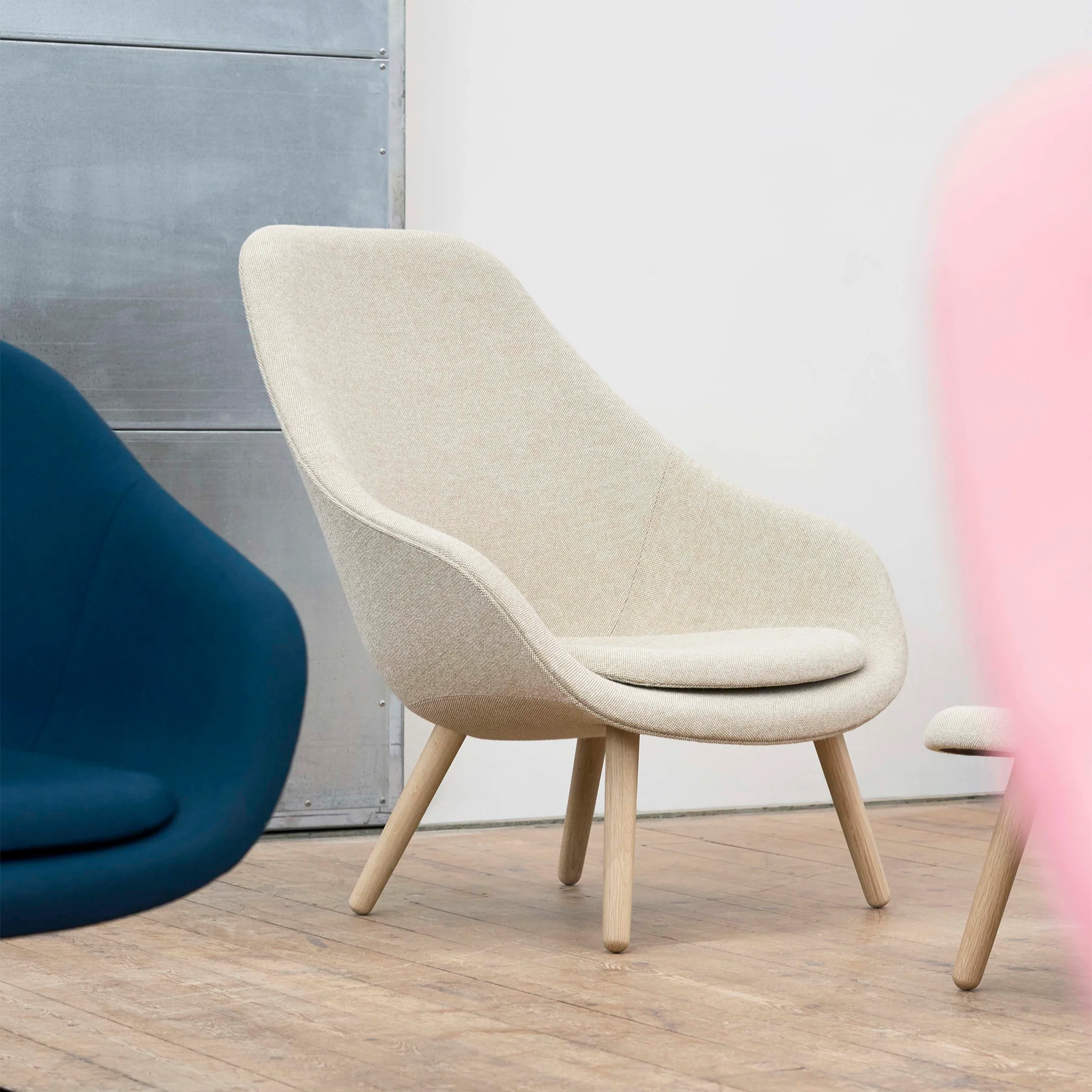 About a Lounge Chair High AAL 92 by Hay - Image 4