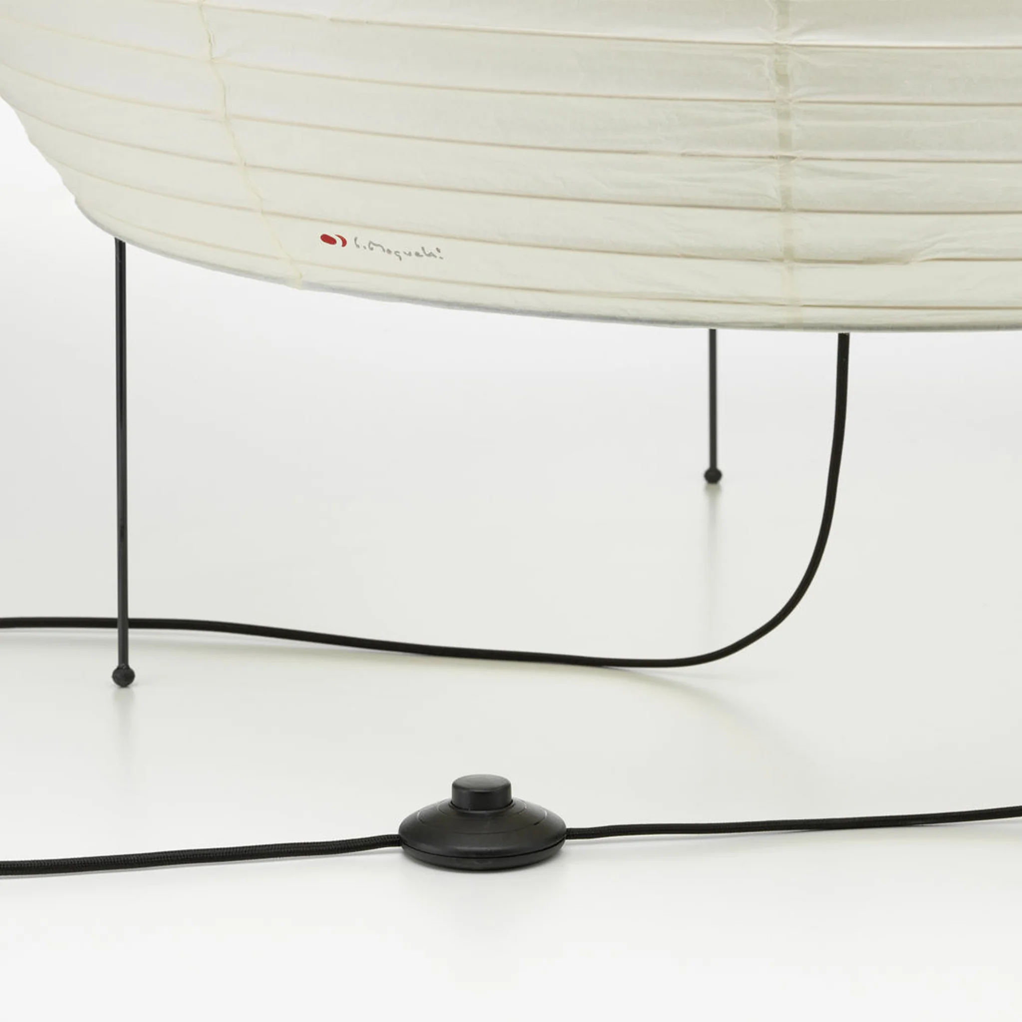 Akari 24N Table Lamp - Image 2