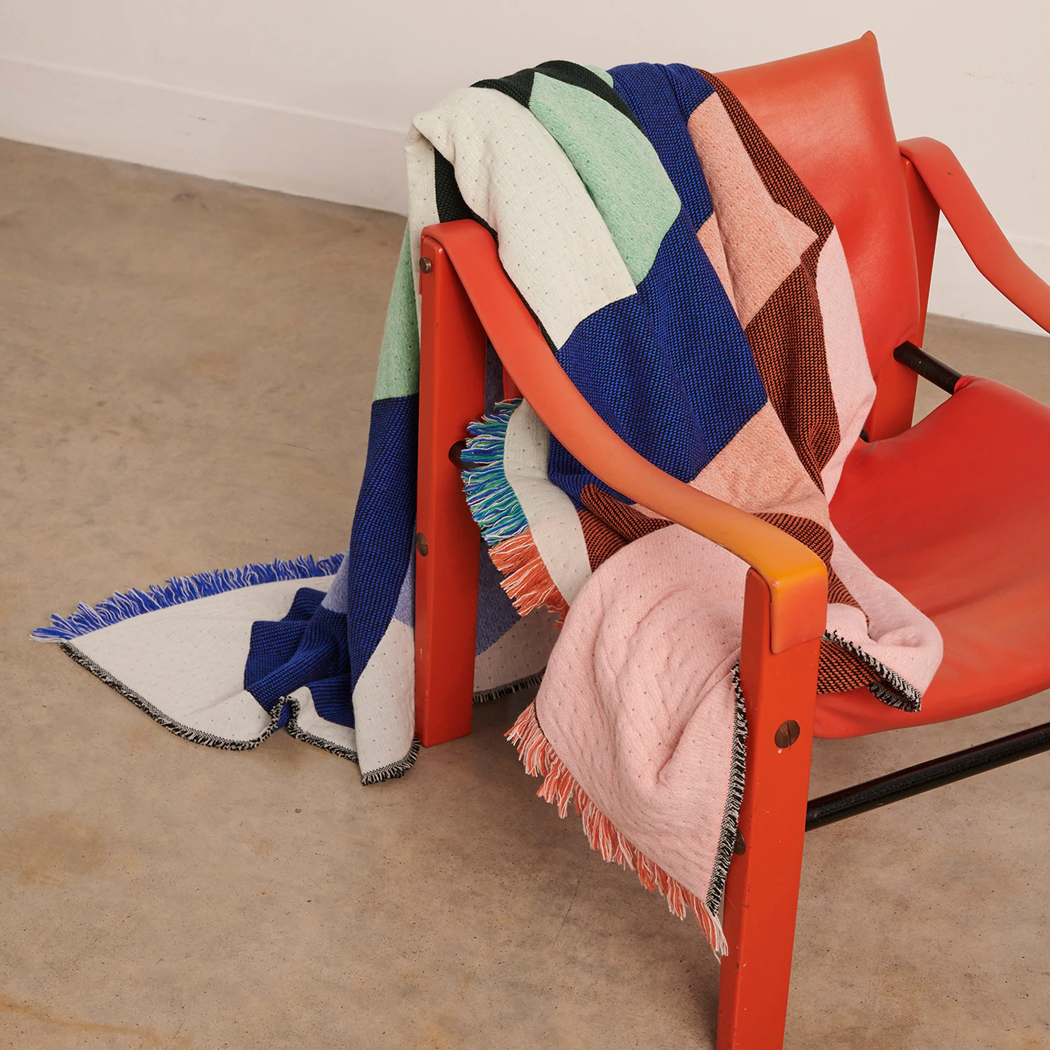 Brutalist Lambswool & Cashmere Blanket - Image 5