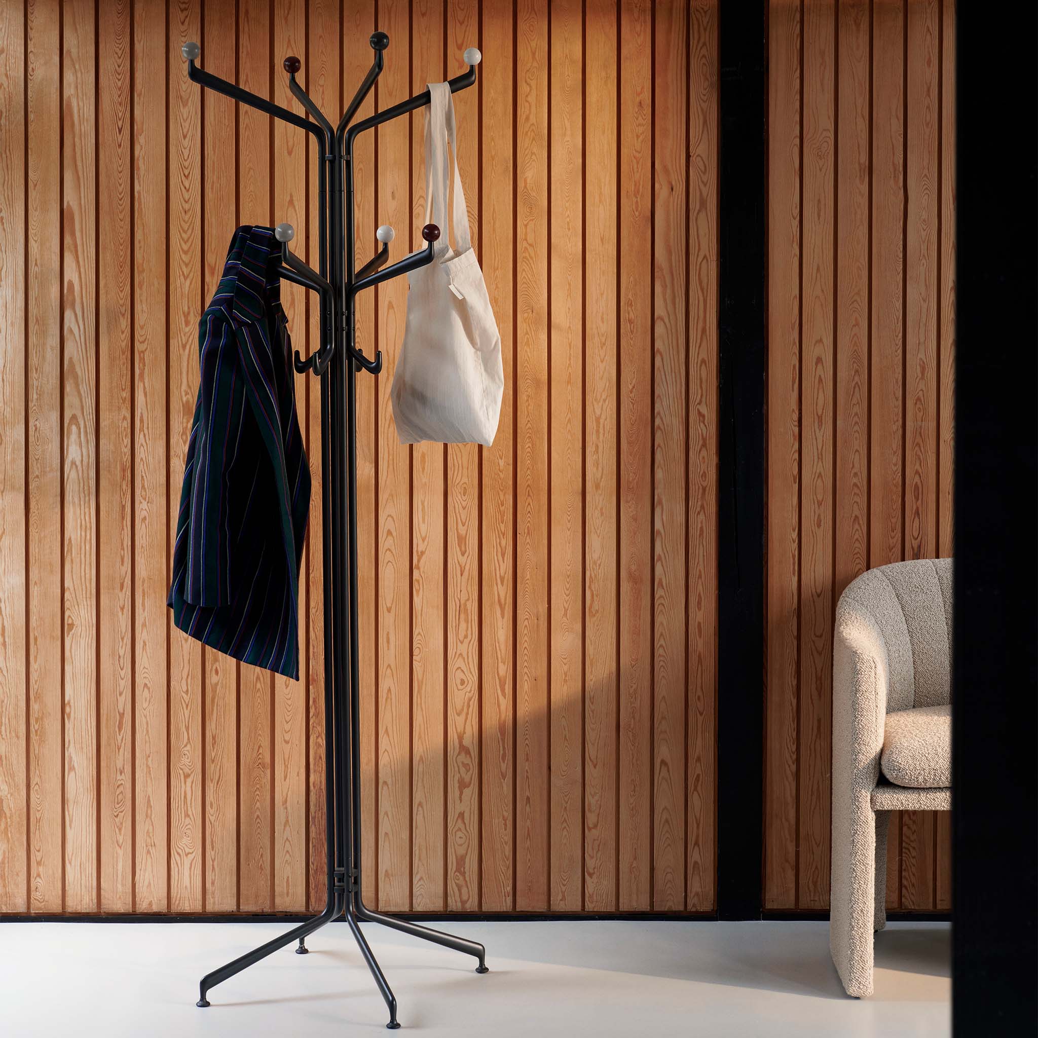 Capture SC77 Coat Stand by Space Copenhagen for &Tradition - Image 3
