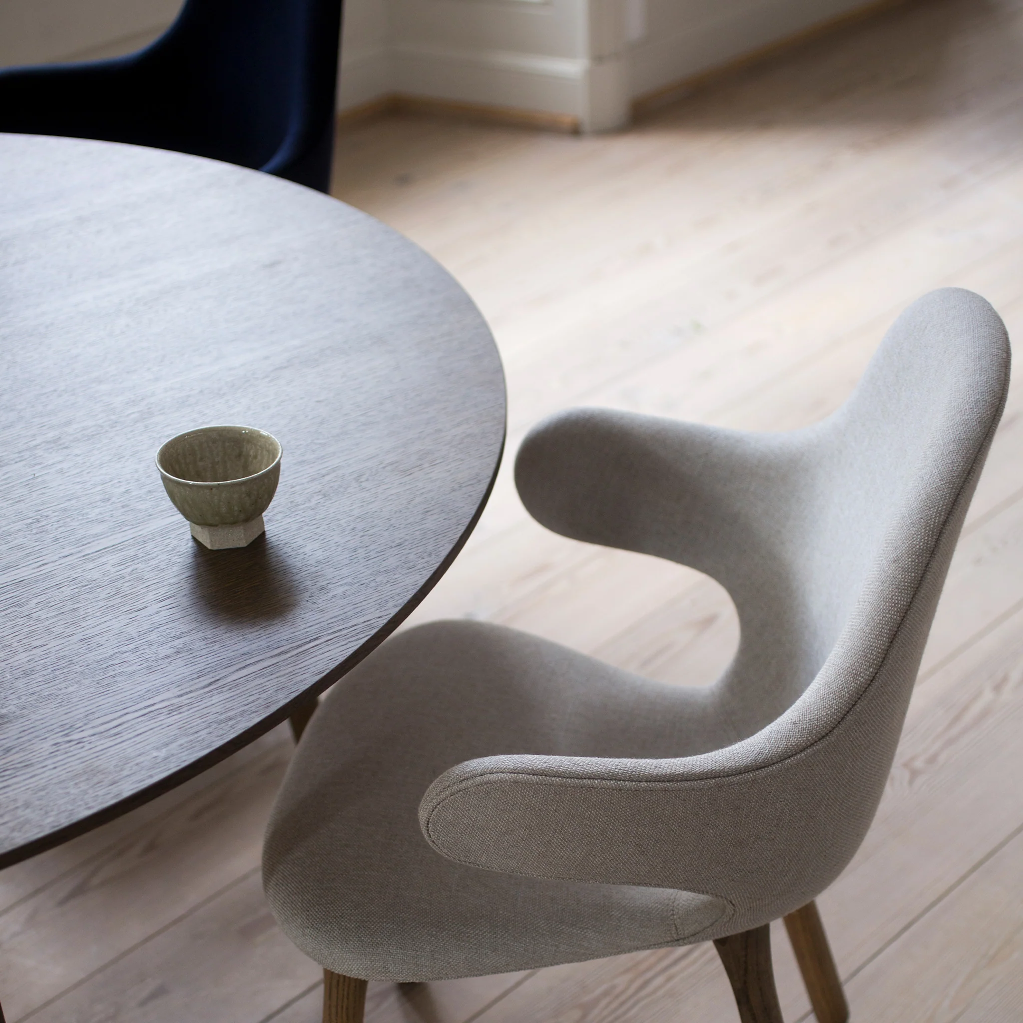 Catch Chair JH1 by &Tradition - Image 5