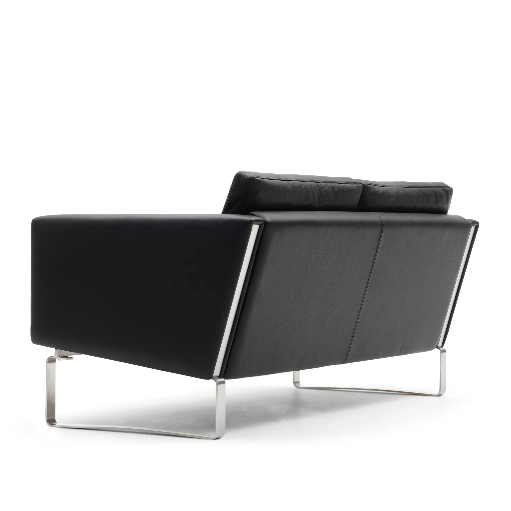 CH102 Sofa by Carl Hansen & Søn - Image 3