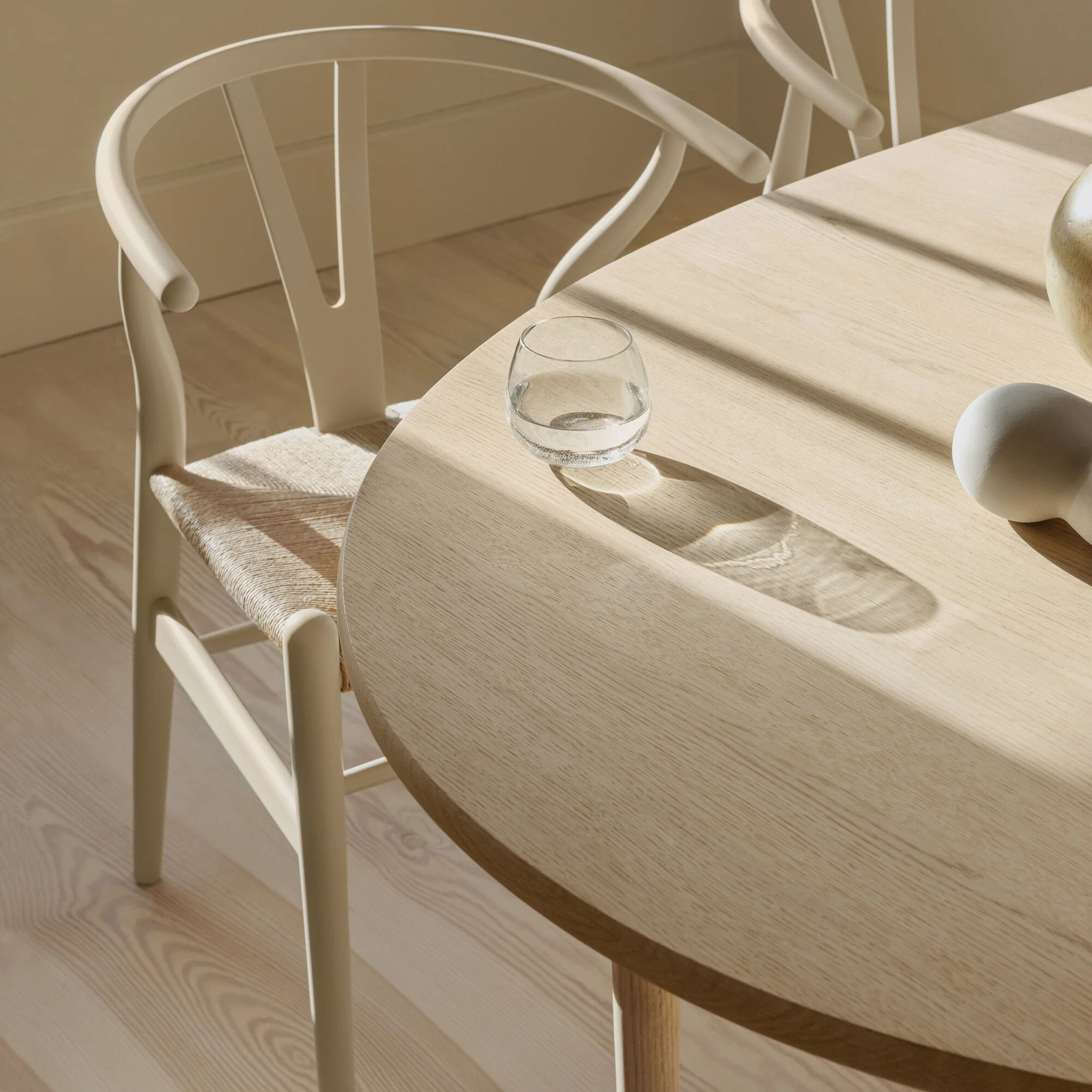 CH338 Table by Carl Hansen & Søn - Image 5