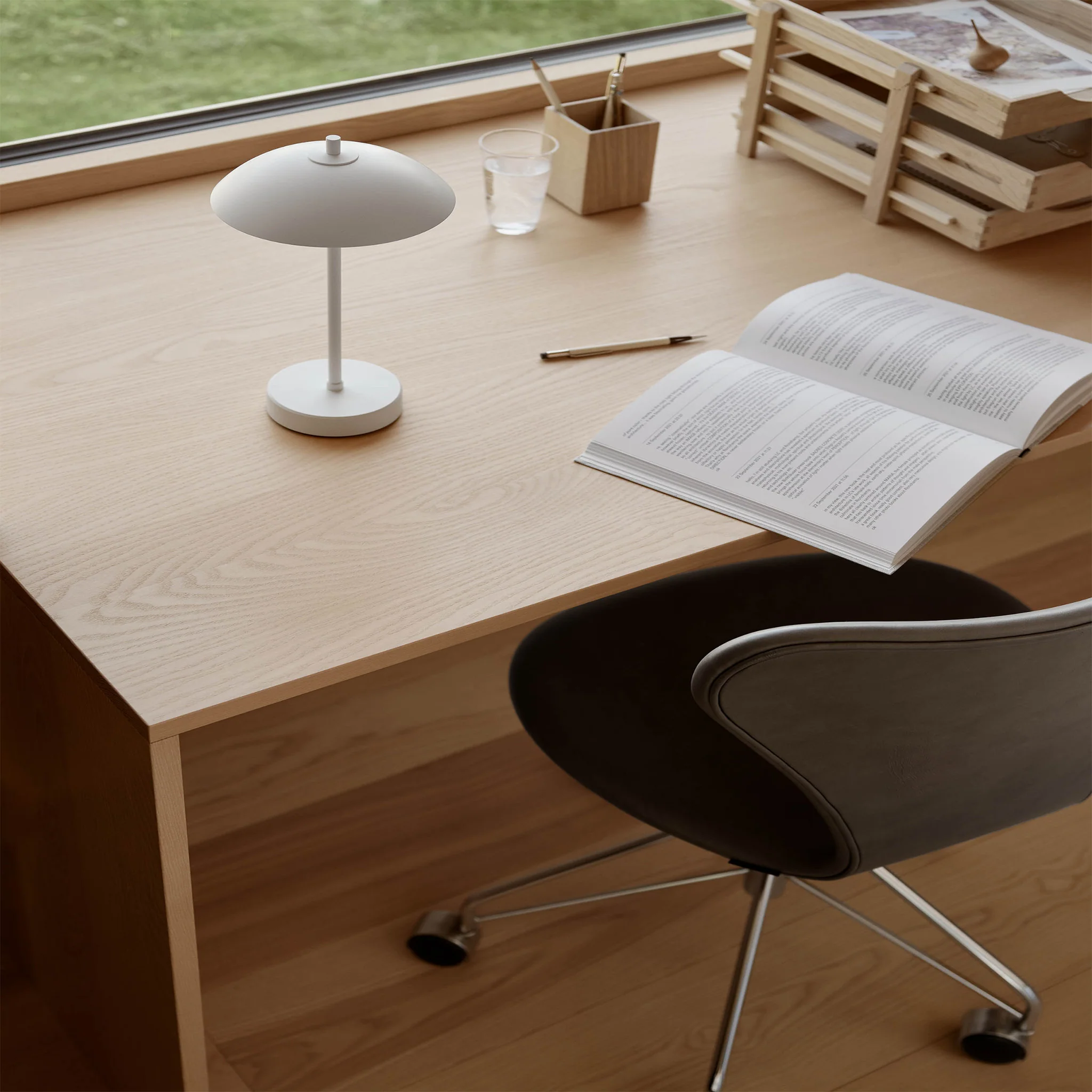 Clam Portable Light By Ahm & Lund - Image 5