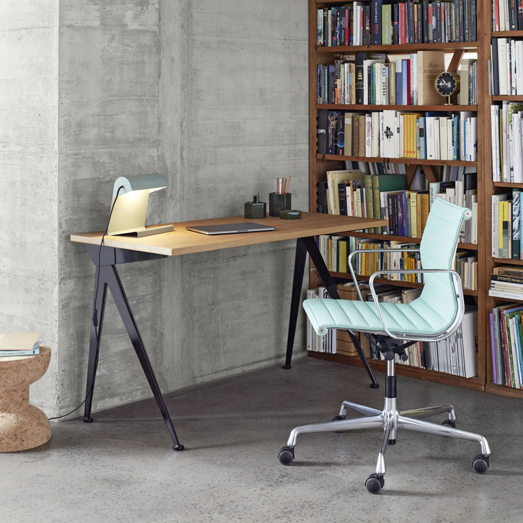 Compas Direction by Vitra - Image 6