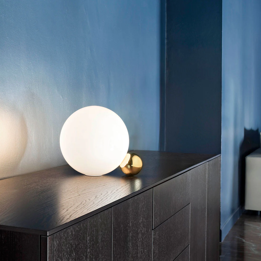 Copycat by Michael Anastassiades for Flos - Image 3