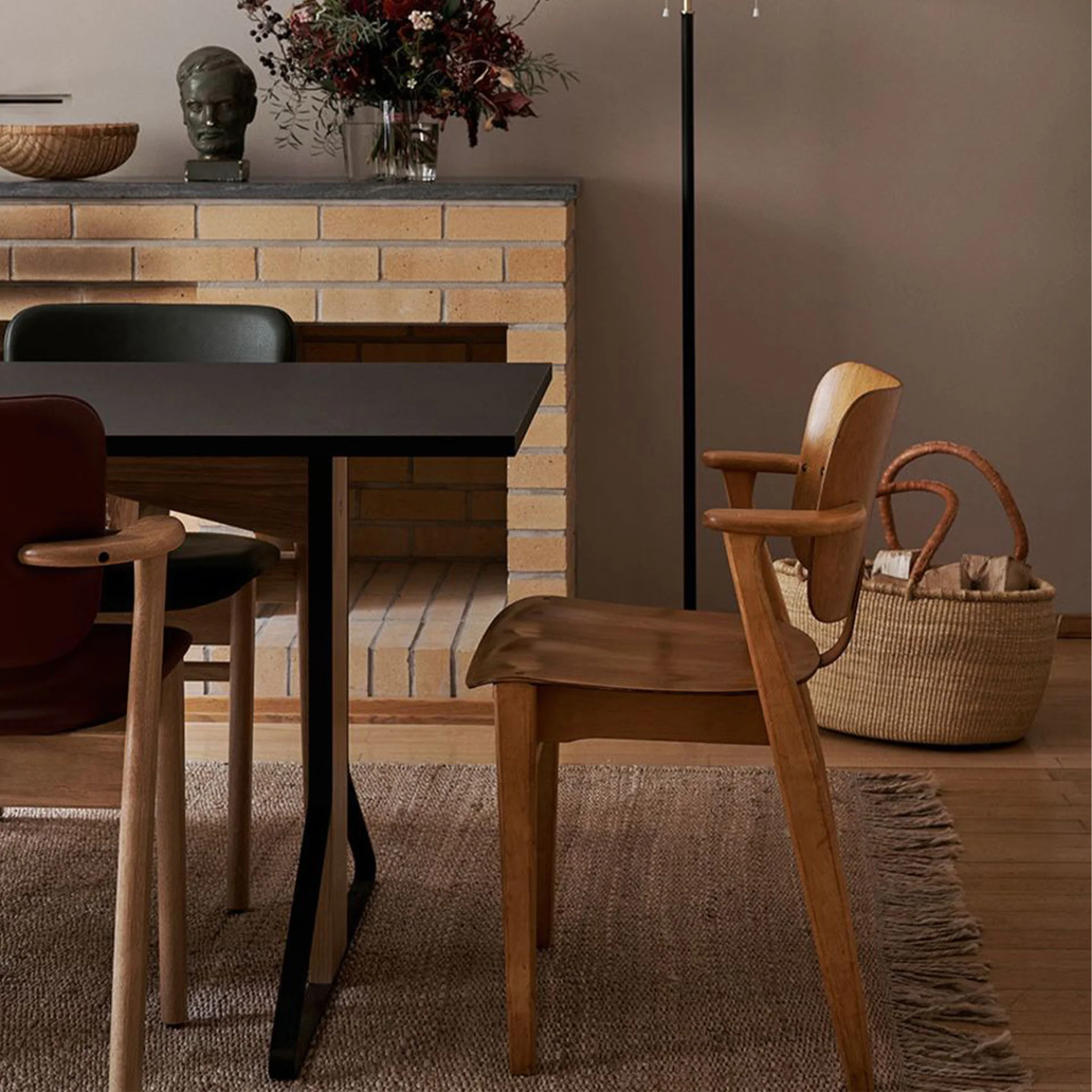 Domus Chair by Artek - Image 11