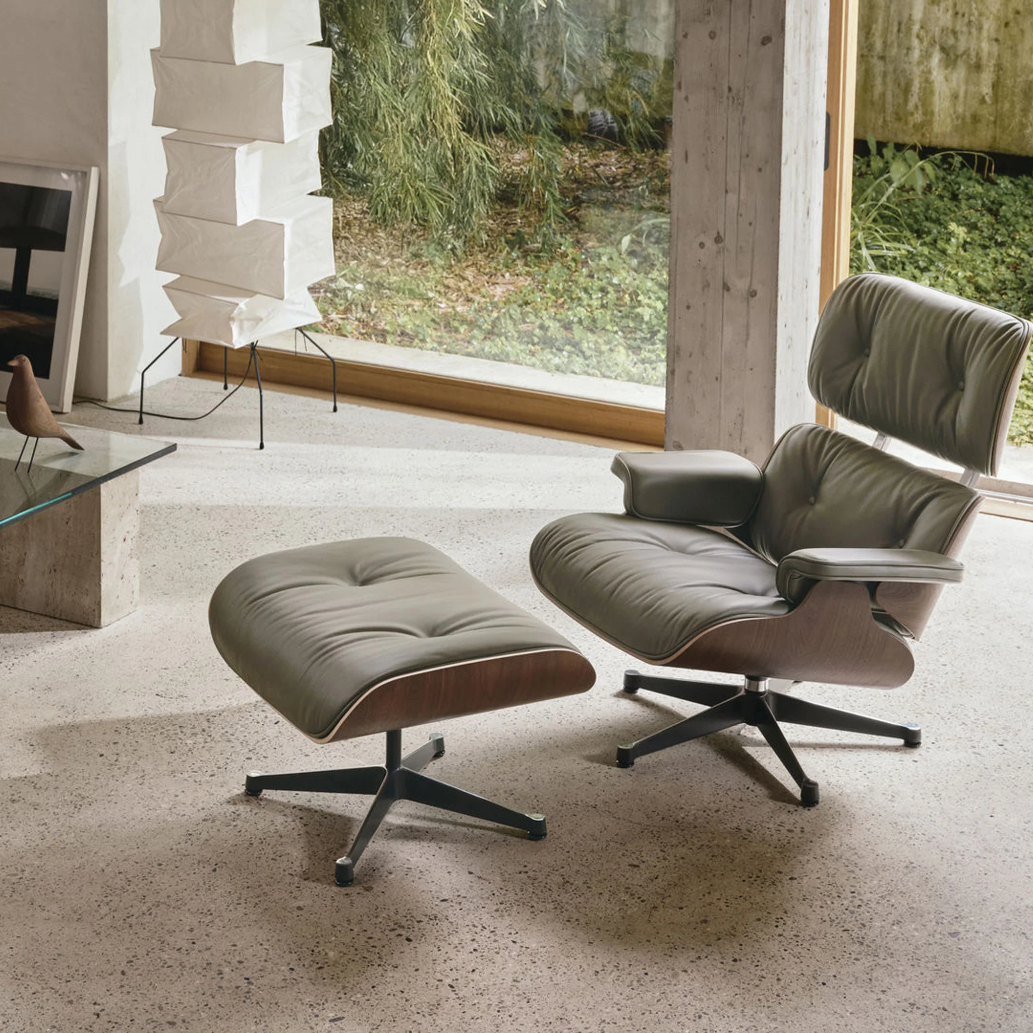 Eames Lounge Chair - Classic Dimensions - Image 4
