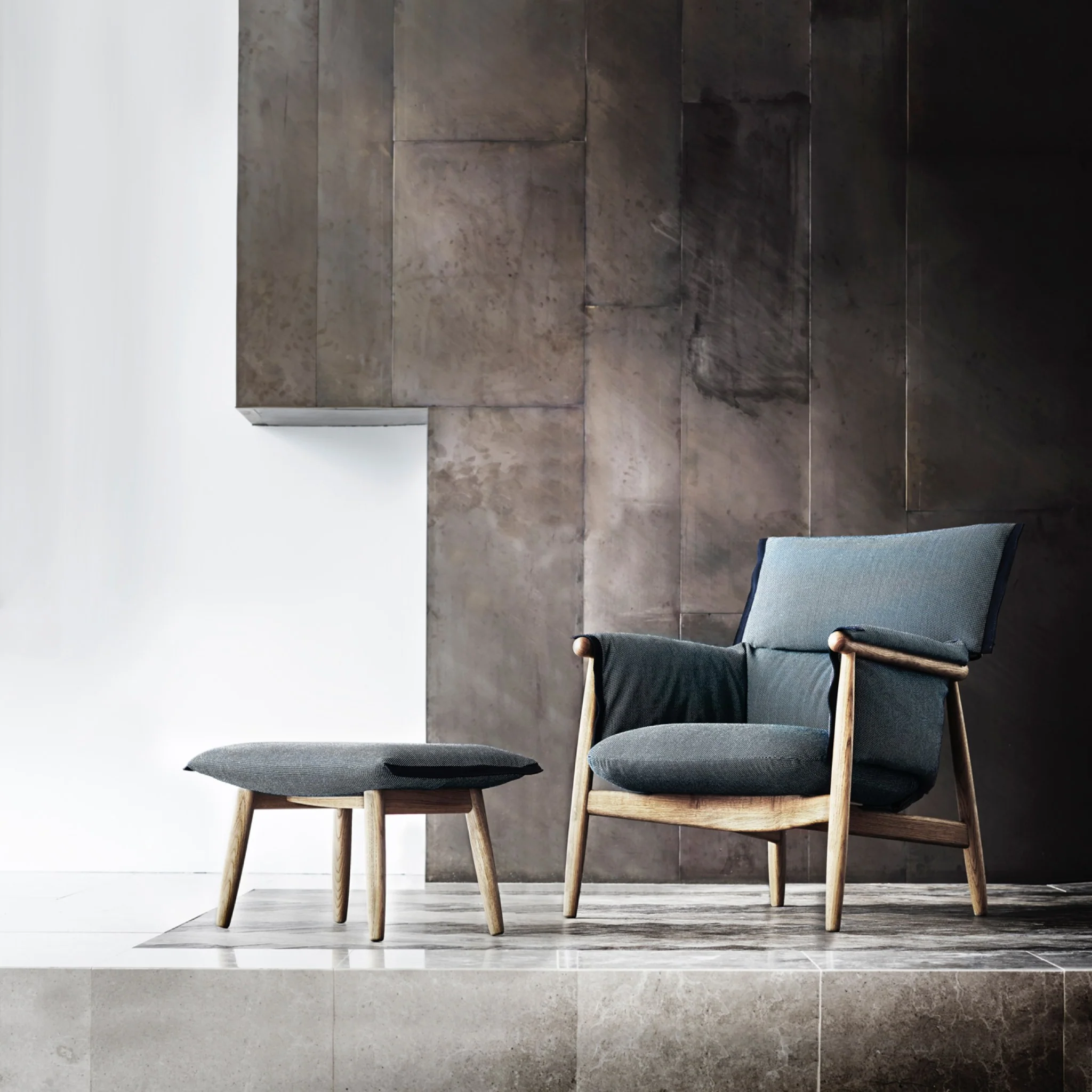 Embrace Lounge Chair EO15 by Carl Hansen & Søn - Image 6