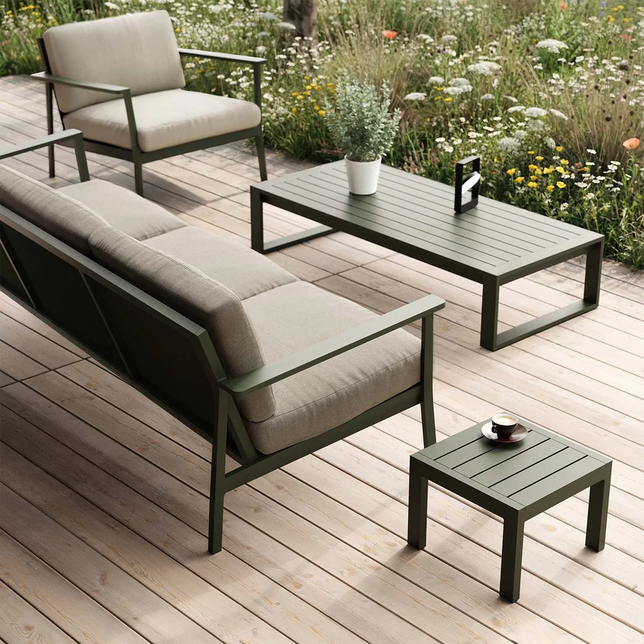 Eos Side Table by Case - Image 3