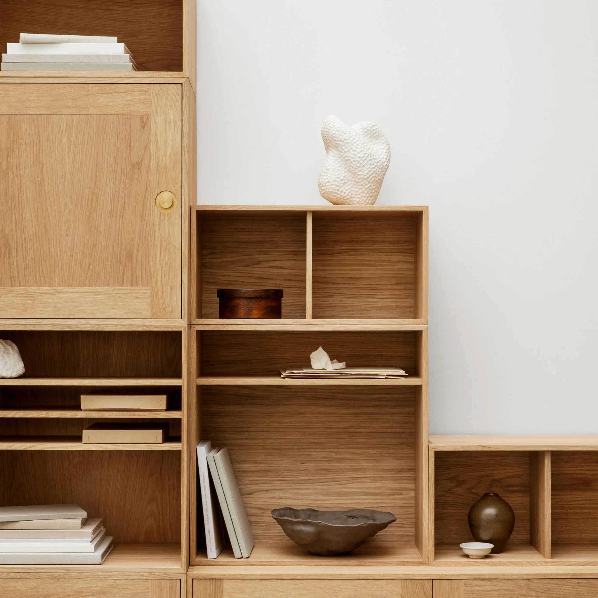 FK63 Wall Mounted Bookcase System - Image 2