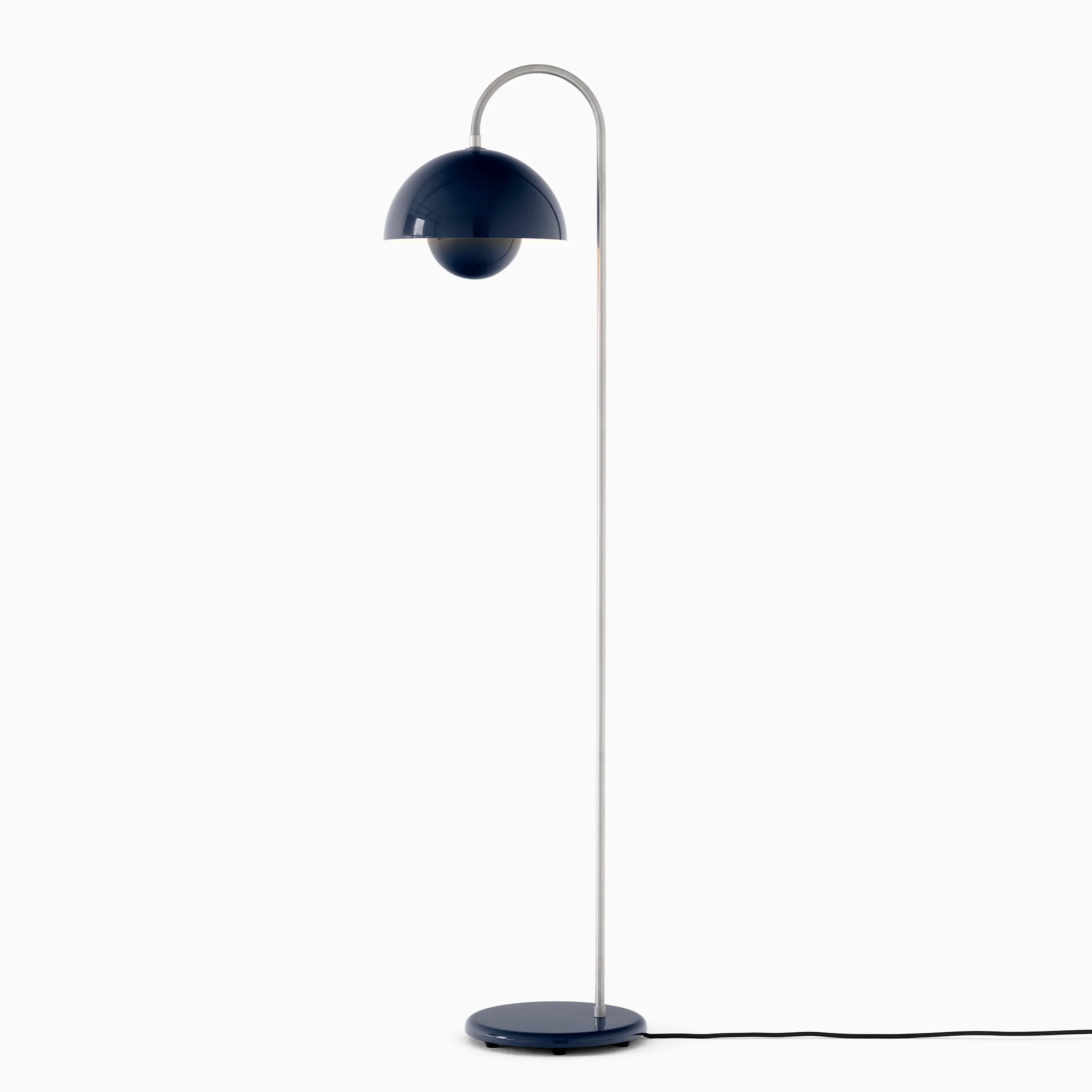 Flowerpot Floor Lamp VP12 by &Tradition - Image 11