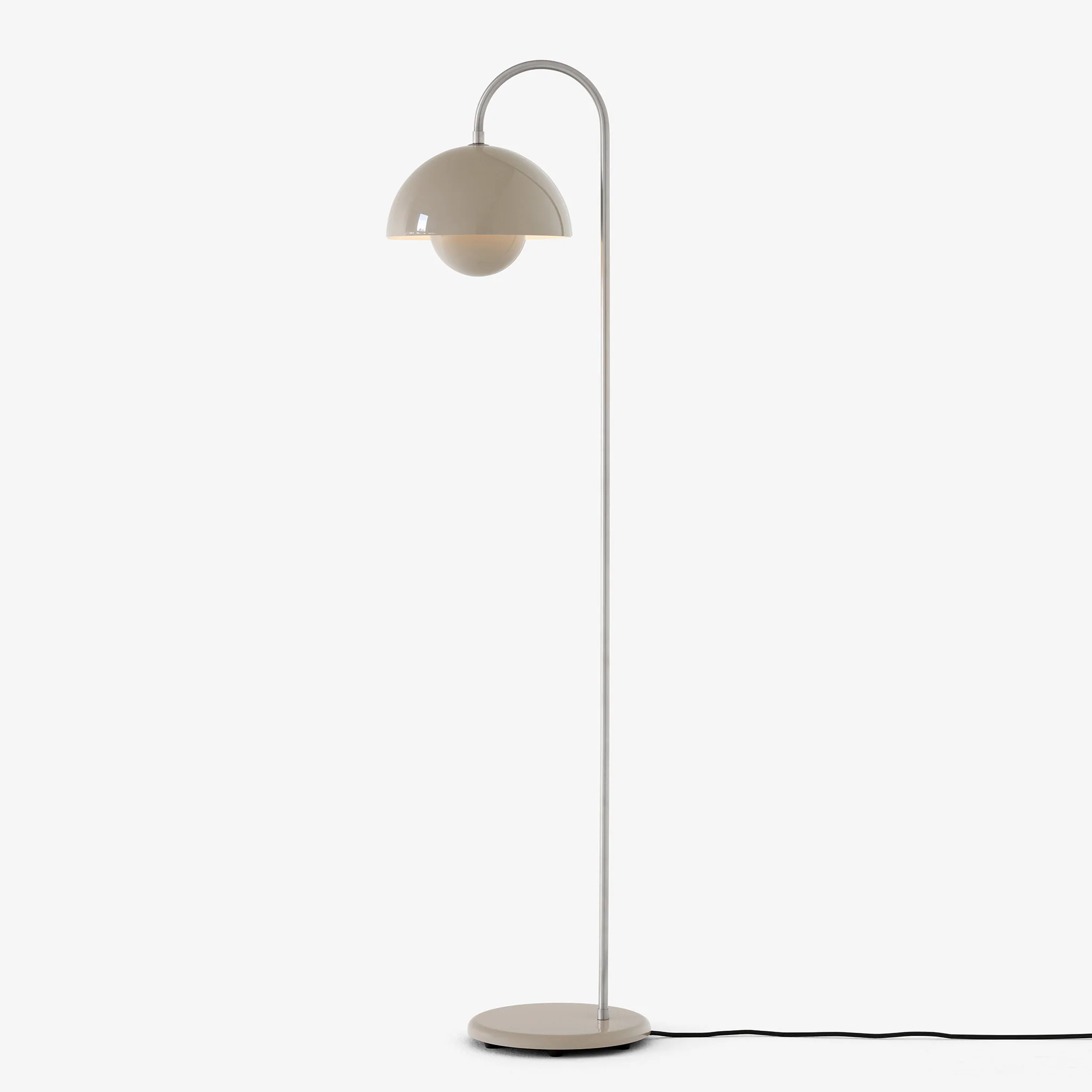 Flowerpot Floor Lamp VP12 by &Tradition - Image 2