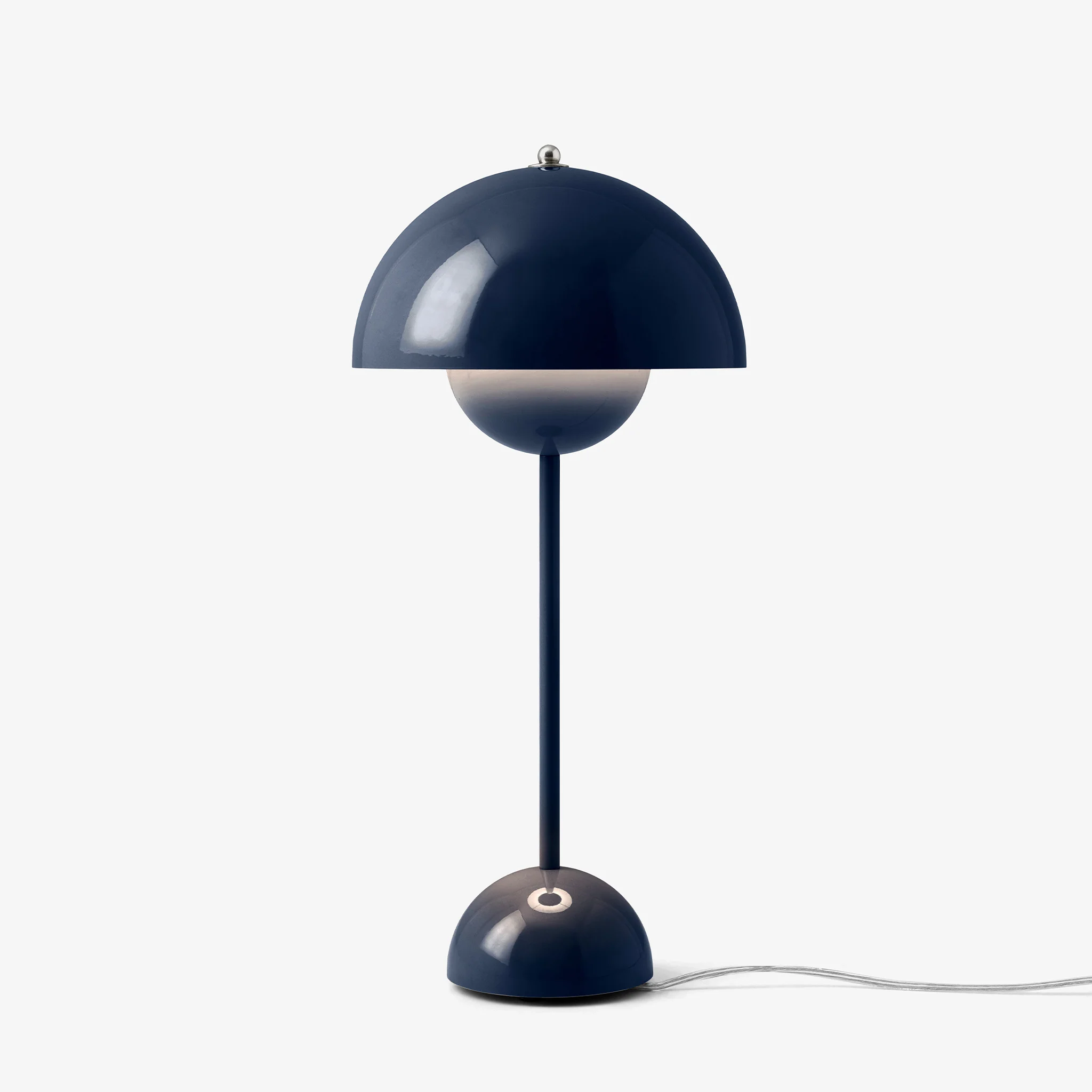Flowerpot Table Lamp VP3 by &Tradition - Image 2