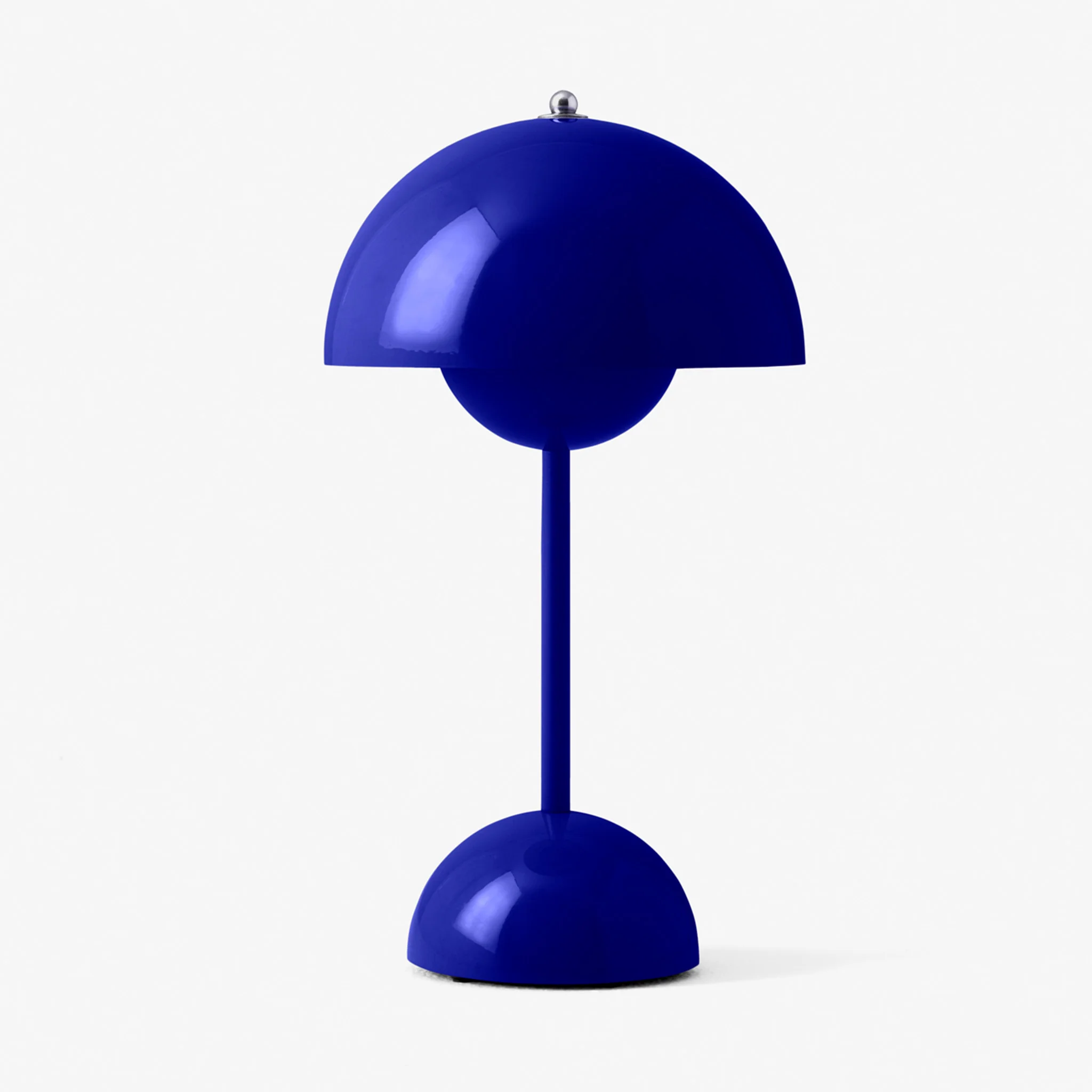 Flowerpot VP9 Portable Lamp by Verner Panton for &Tradition - Image 21