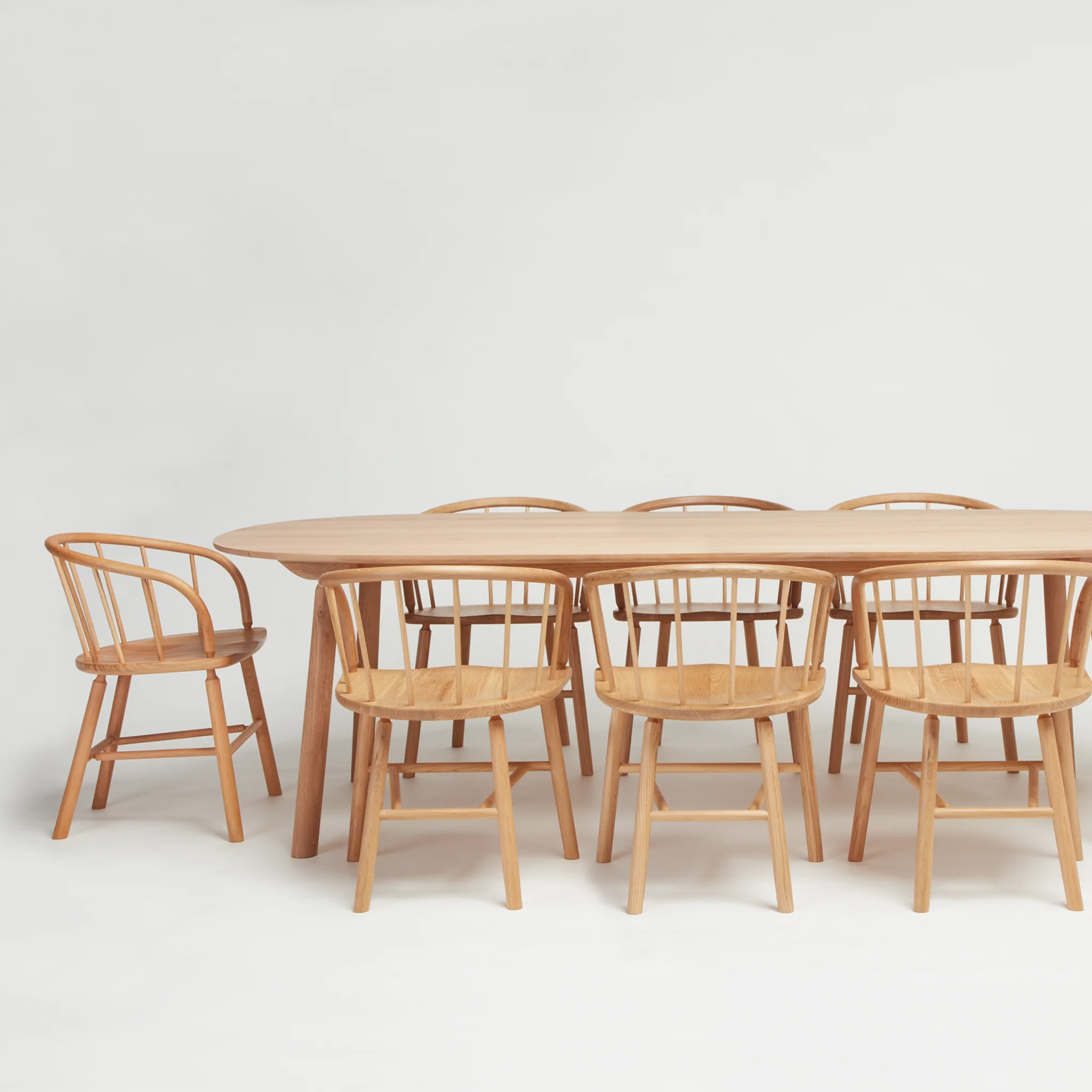 Hardy Dining Table in Oak - Image 5