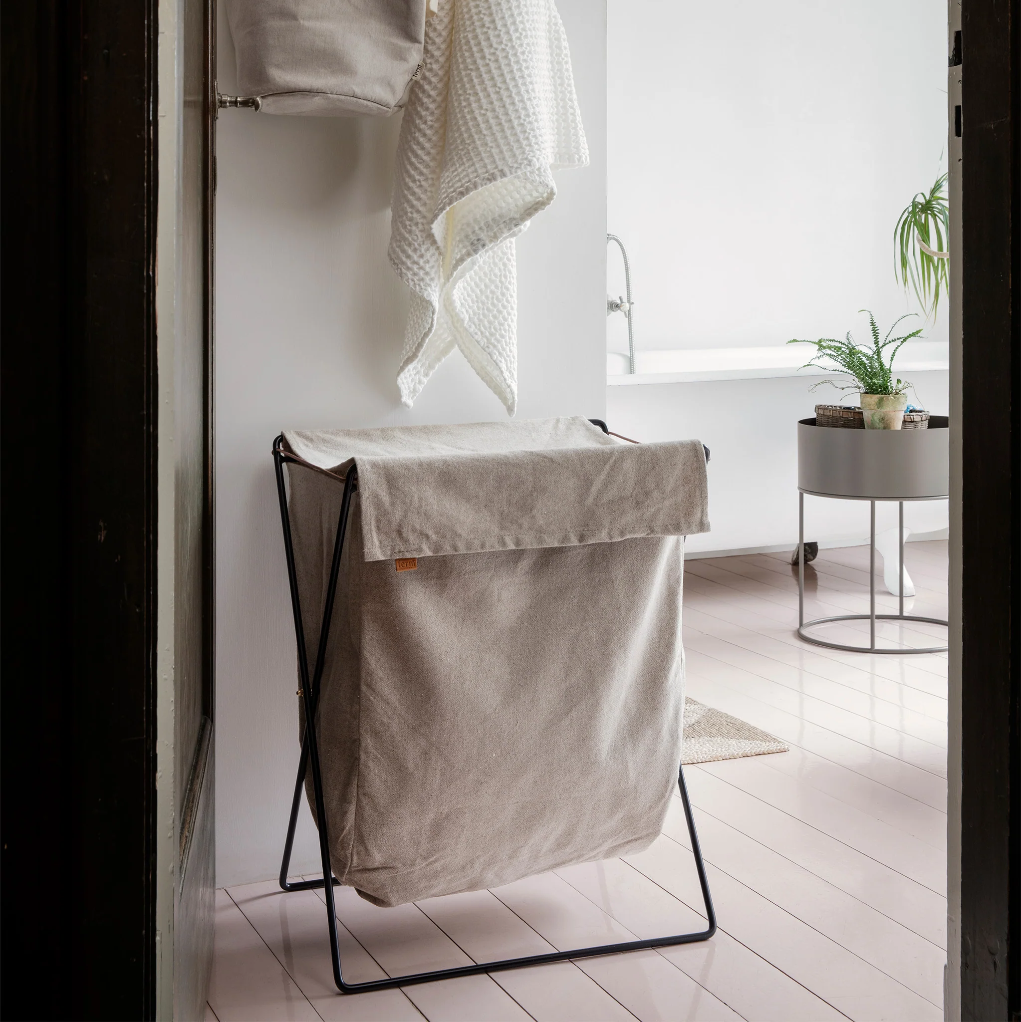 Herman Laundry Stand By Ferm Living - Image 2