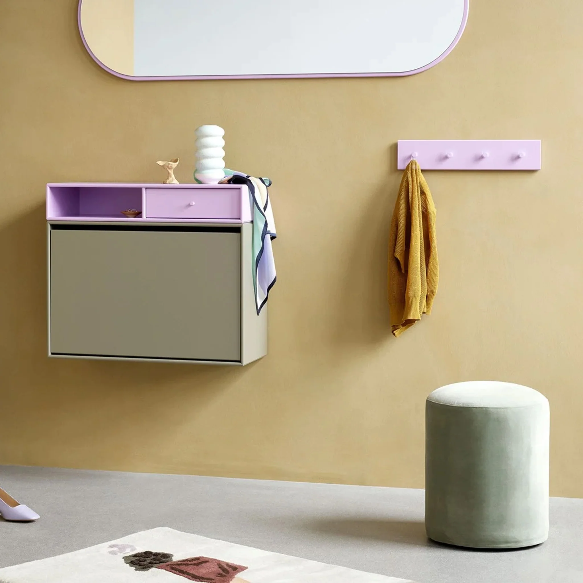 Hide Shoe Cabinet by Montana Furniture - Image 4