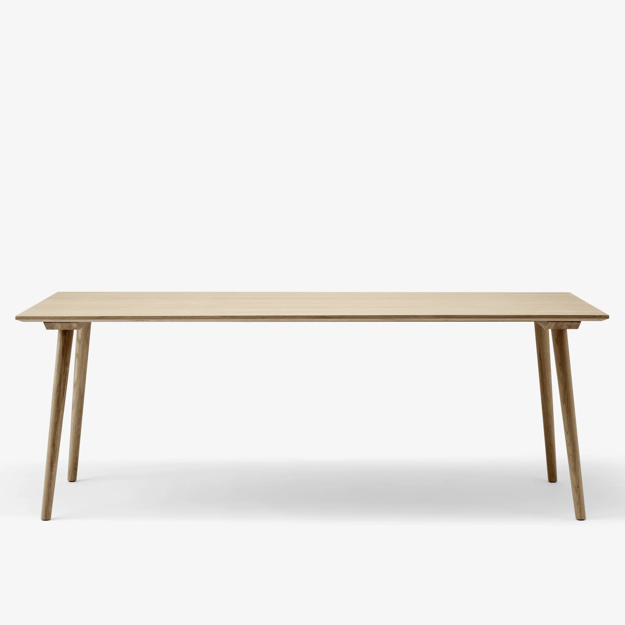 In Between Rectangular Dining Tables SK5 and SK6 by &Tradition - Image 2