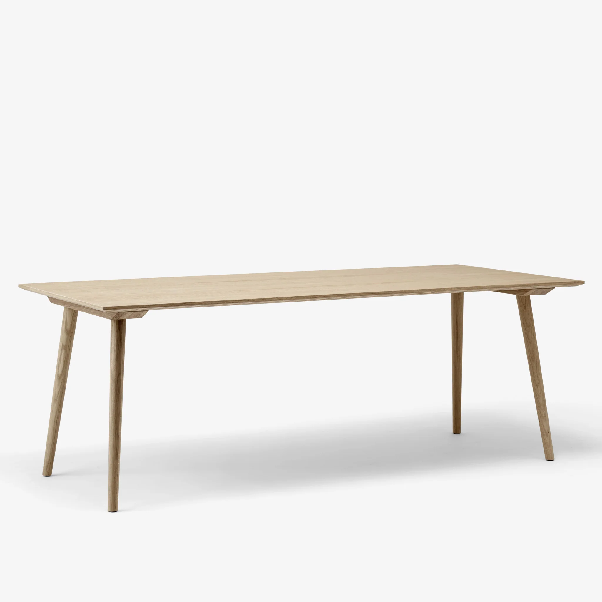 In Between Rectangular Dining Tables SK5 and SK6 by &Tradition - Image 6