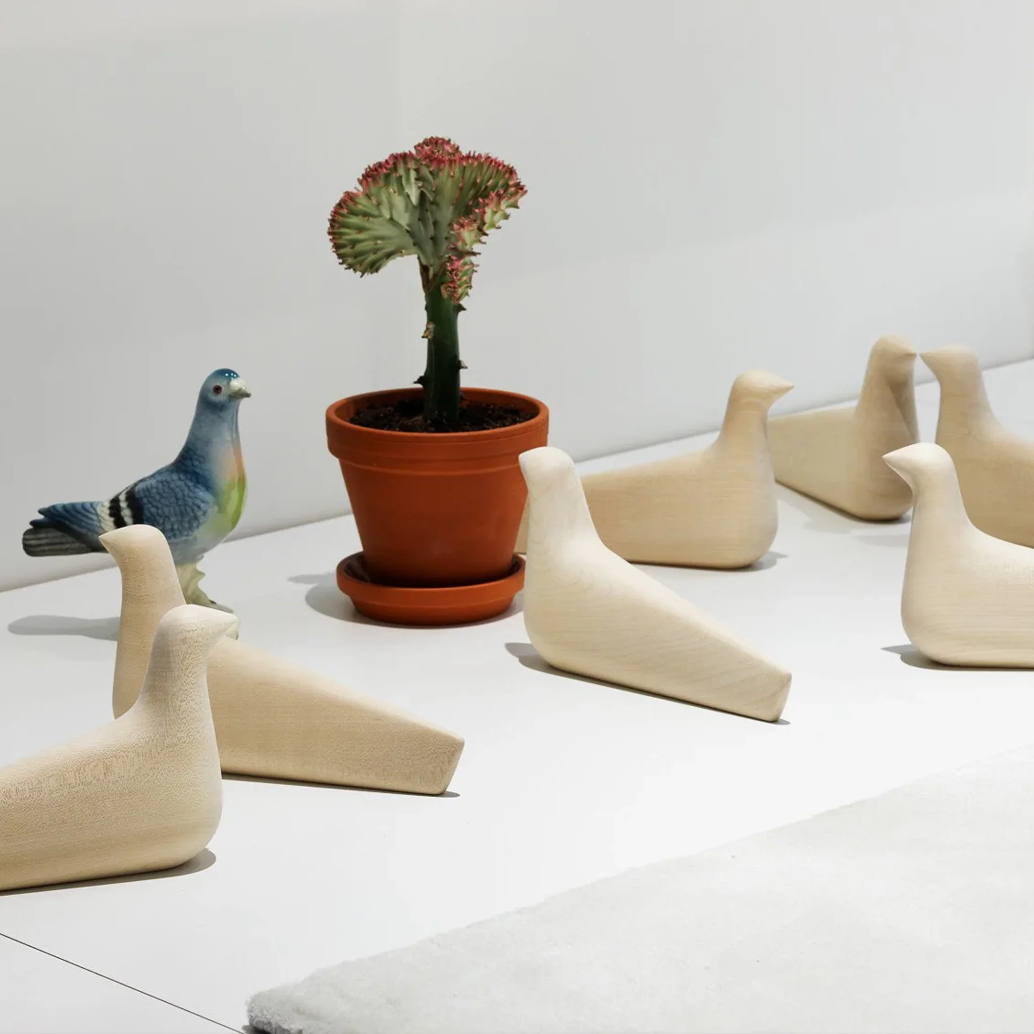 L'Oiseau (Bird) by Vitra - Image 9