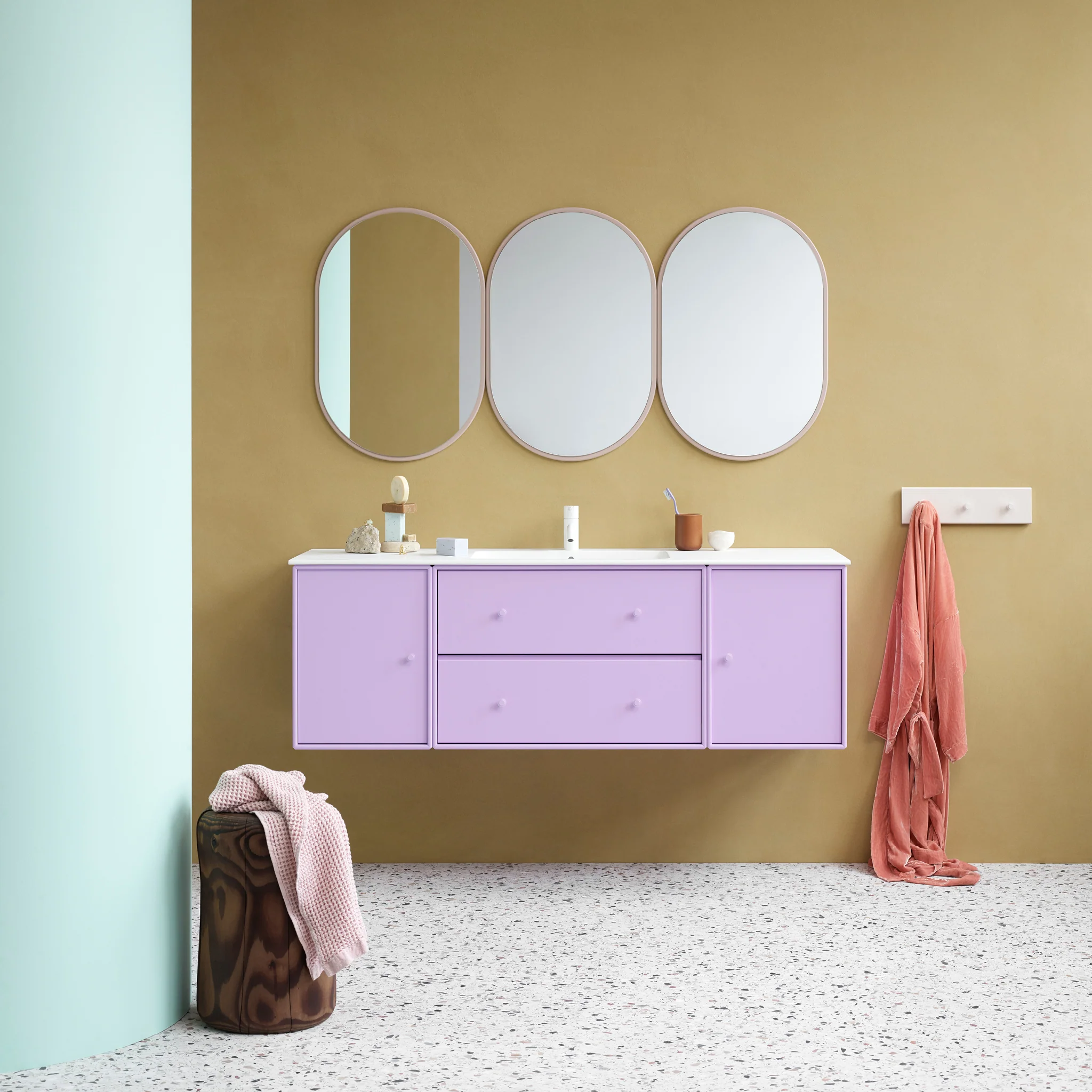 Look Mirror by Montana Furniture - Image 4