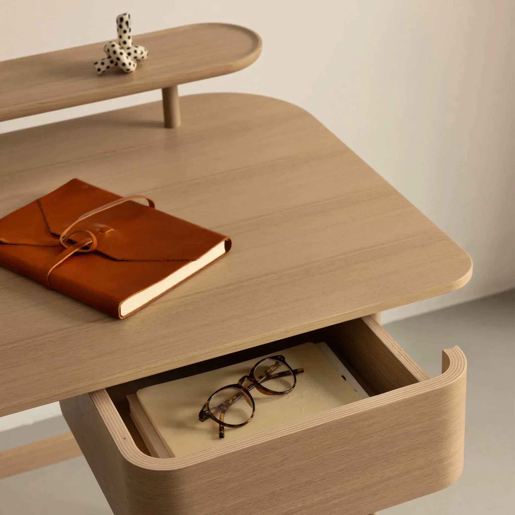 Luna Desk by Broberg + Ridderstråle for Swedese - Image 8