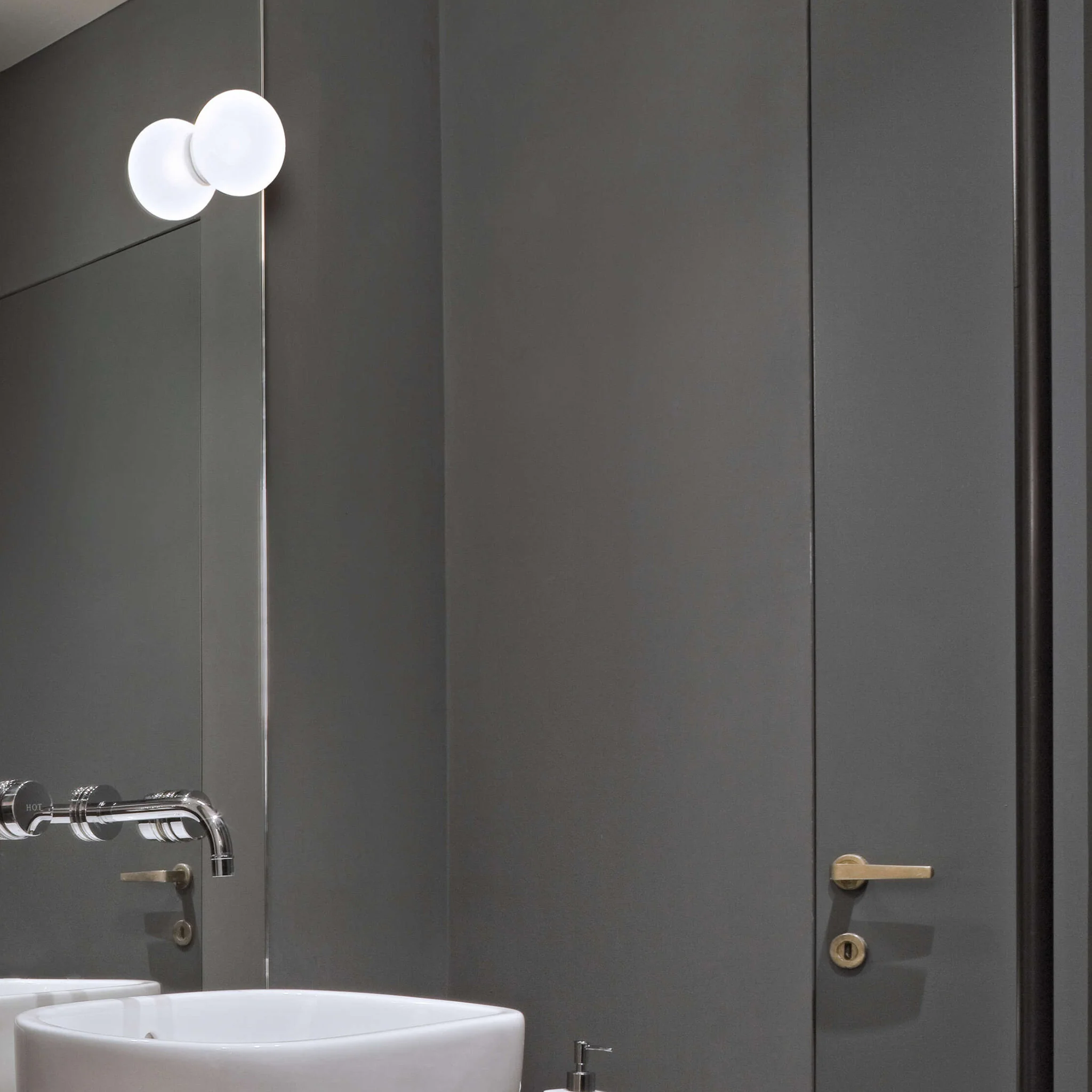 Mini Glo-Ball Wall / Ceiling Light by Jasper Morrison for Flos - Image 3