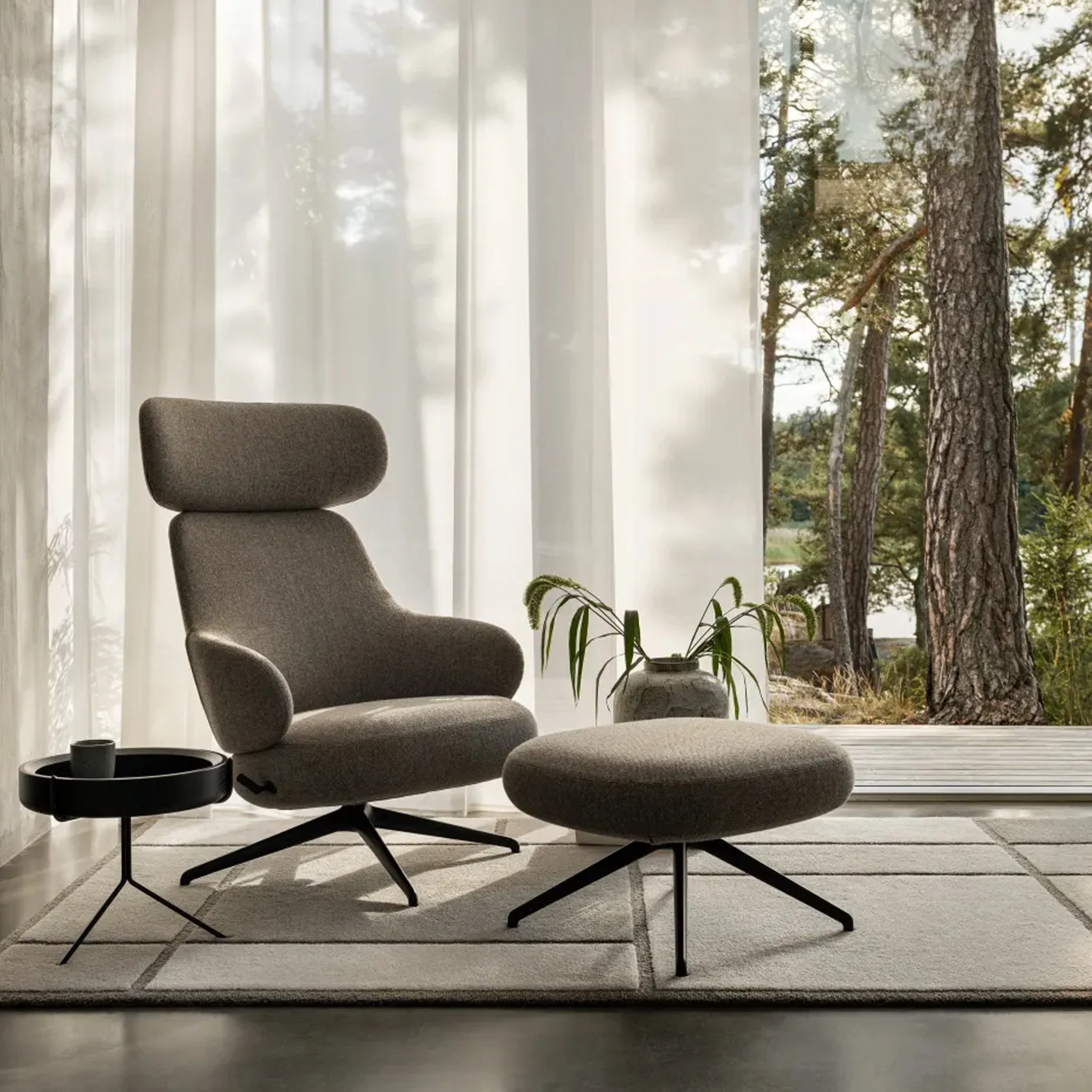 Pillo Lounge Chair with Swivel Base by Swedese - Image 5