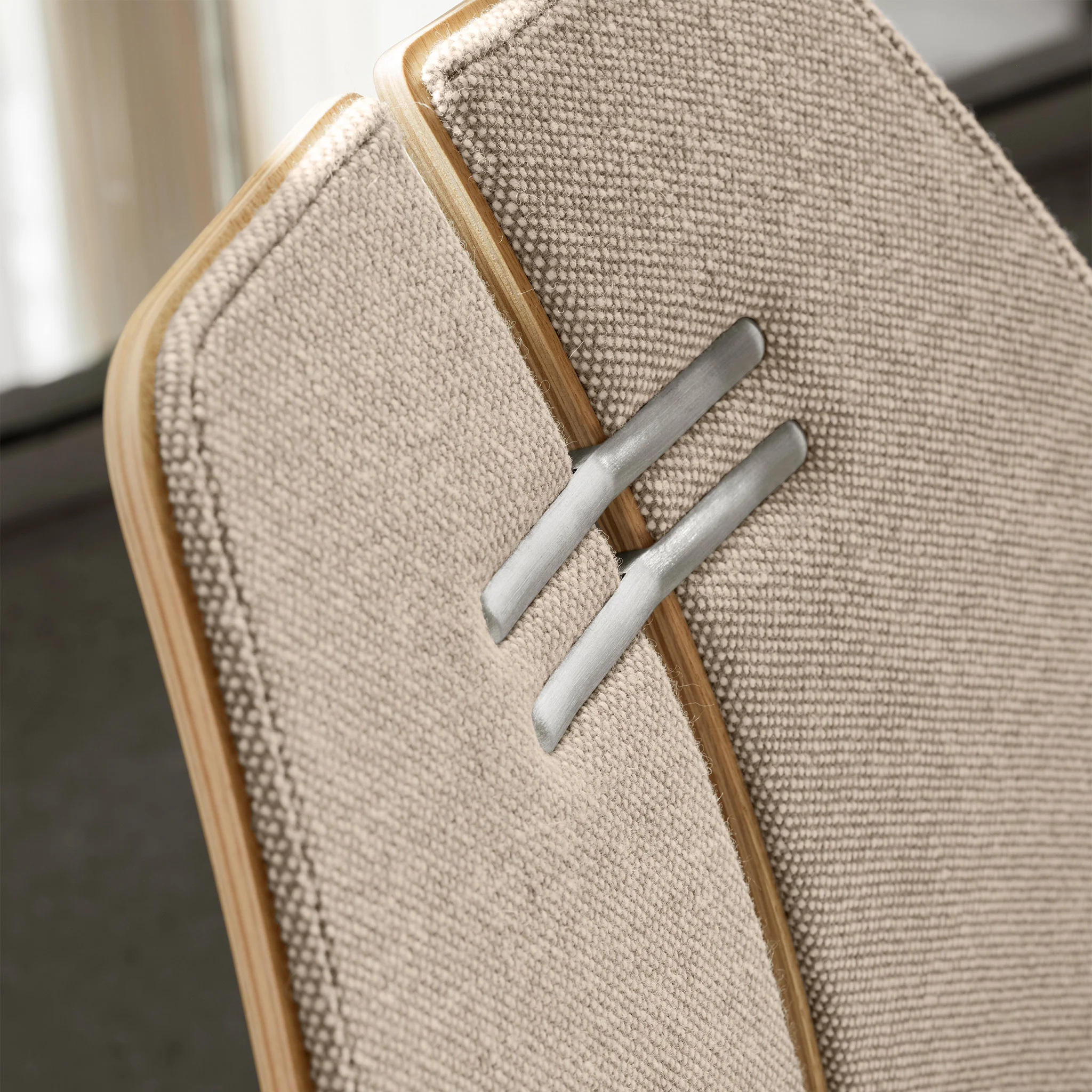 PK23 Lounge Chair Front Upholstered by Fritz Hansen - Image 2
