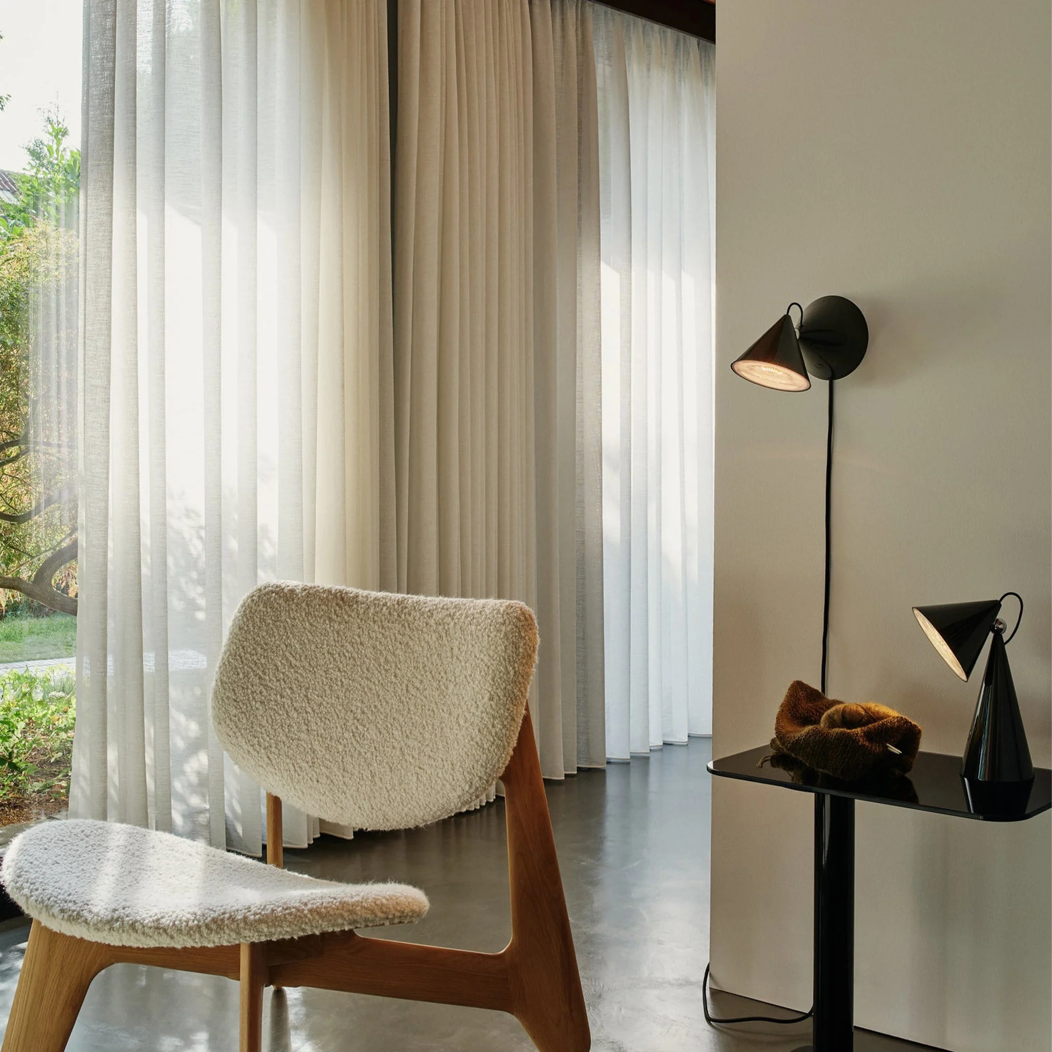 Pose Surface Lamp by Tom Dixon - Image 6