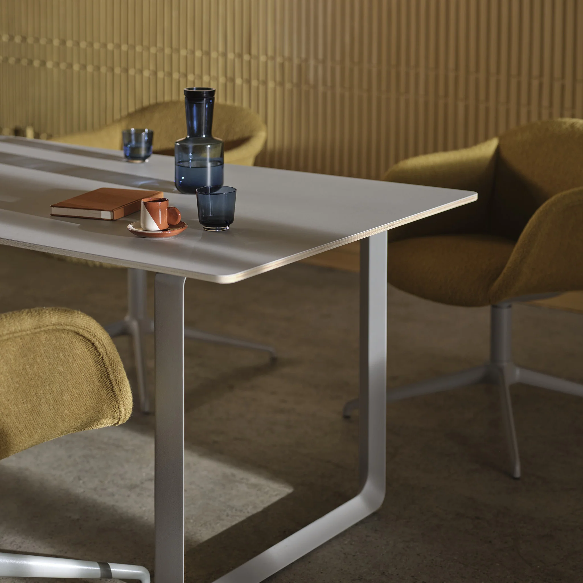 Raise Carafe by Muuto - Image 10