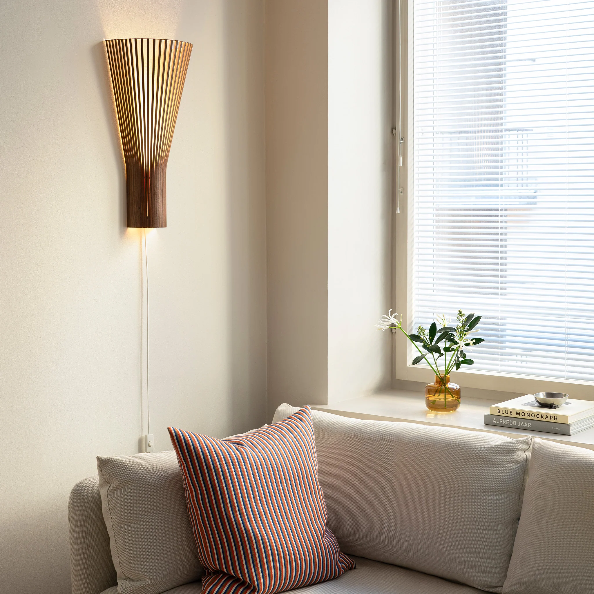 Secto 4230 Wall Lamp by Secto Design - Image 11