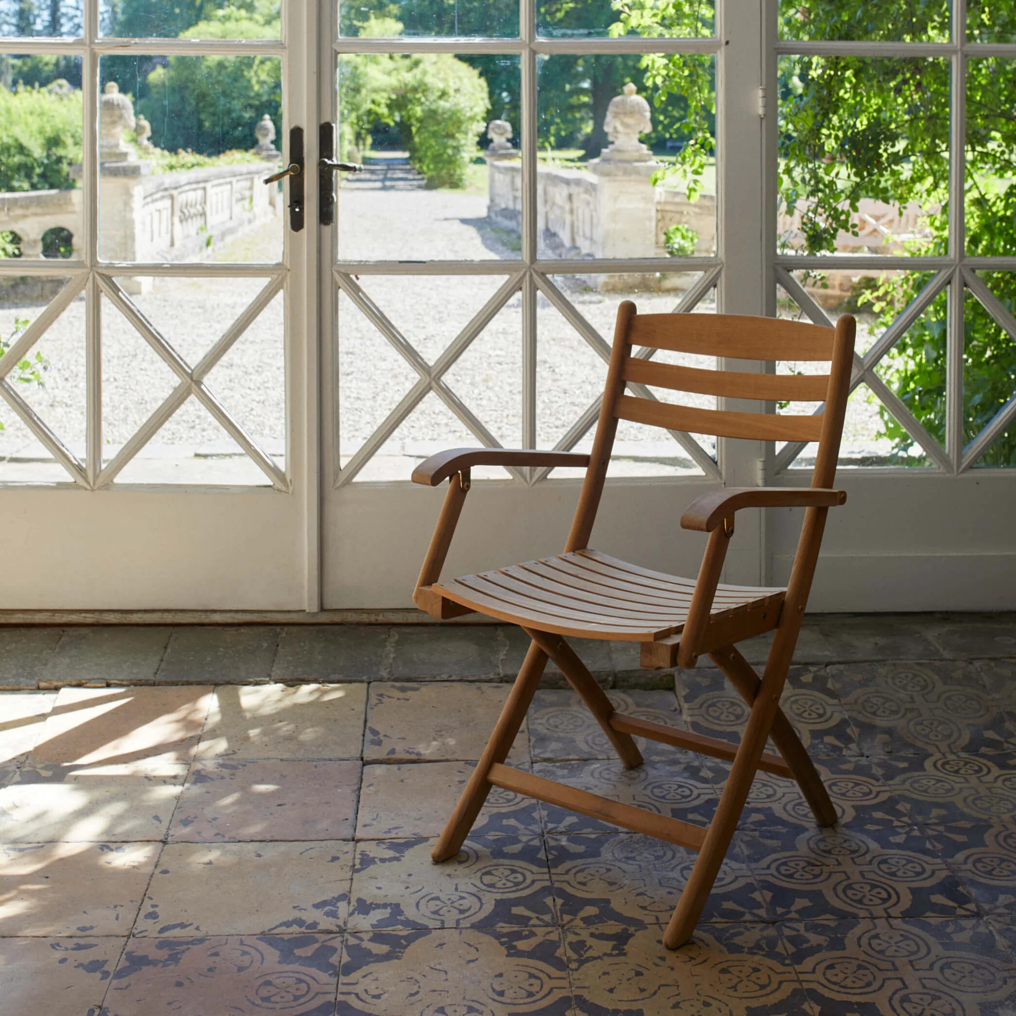 Selandia Folding Armchair - Image 6