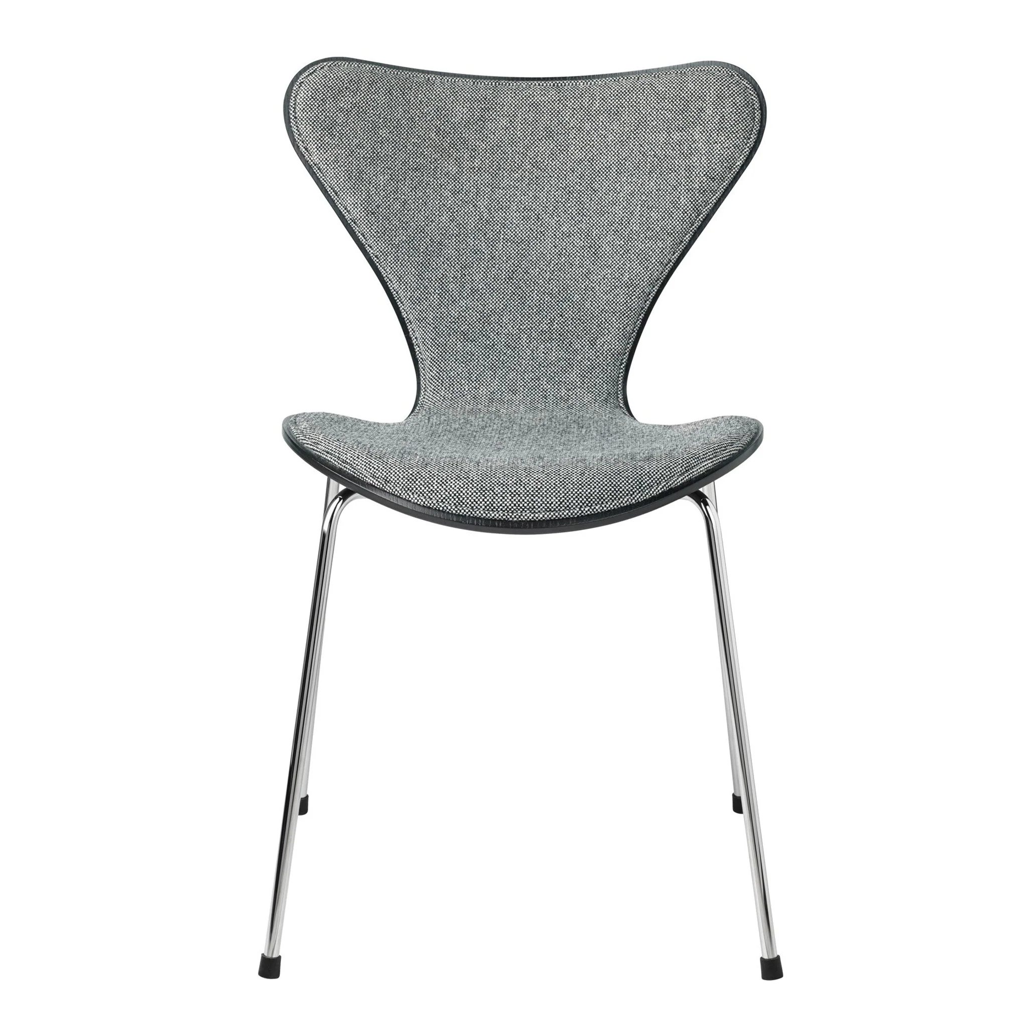 Series 7 Front Upholstered 3107 Chair Fabric by Fritz Hansen