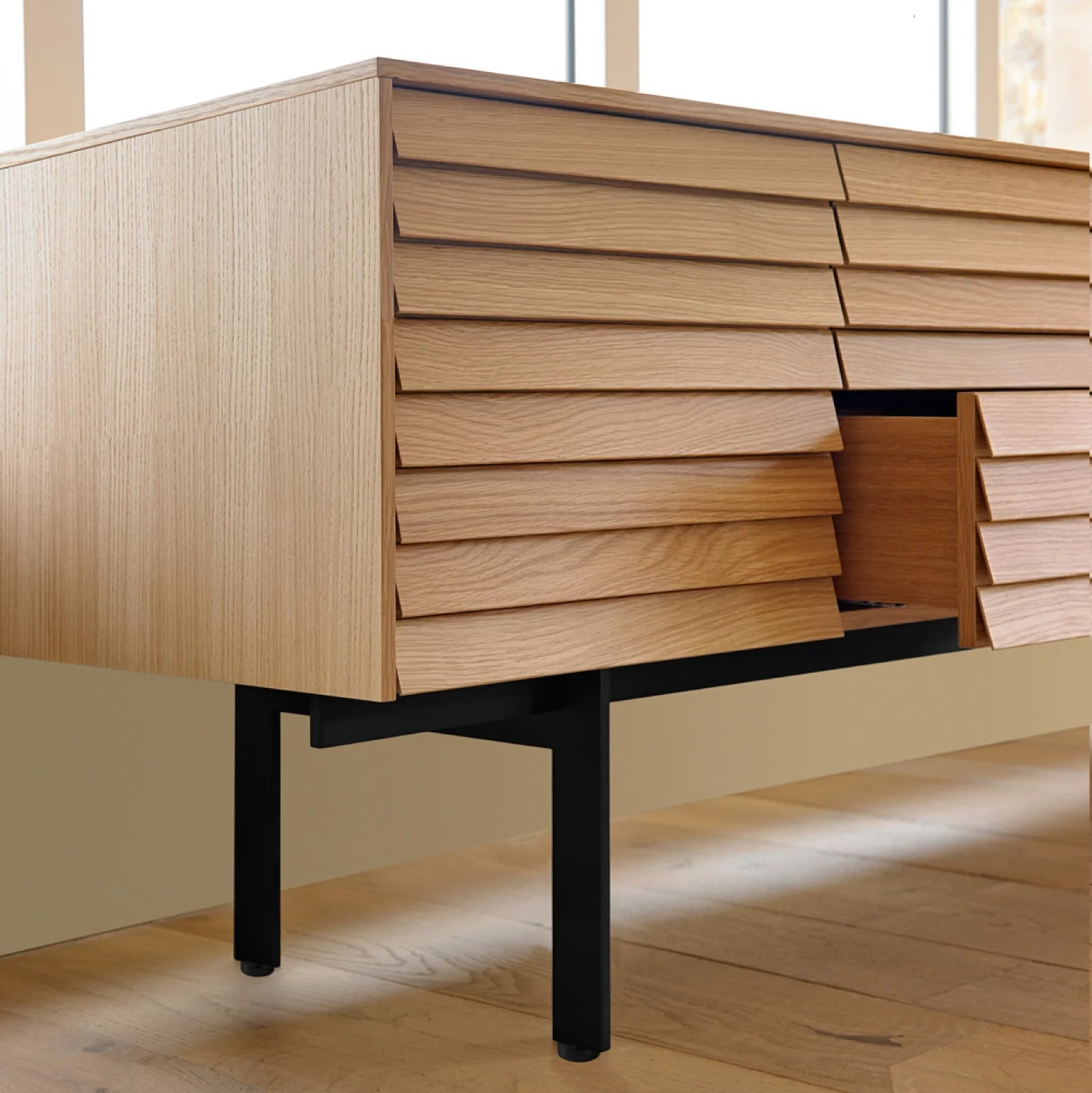 Sussex Sideboard With Legs by Punt - Image 5