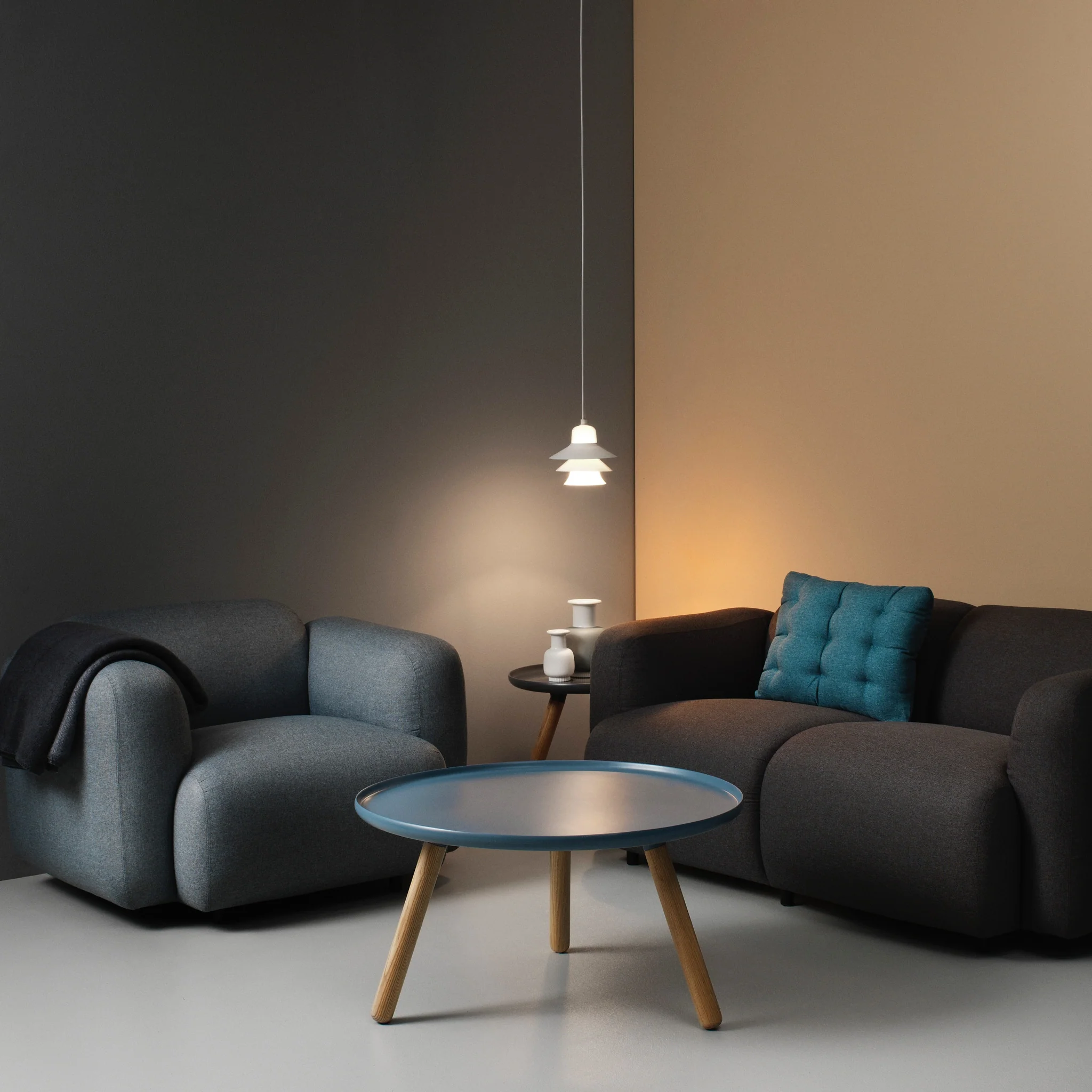 Tablo Table Round by Normann Copenhagen - Image 5