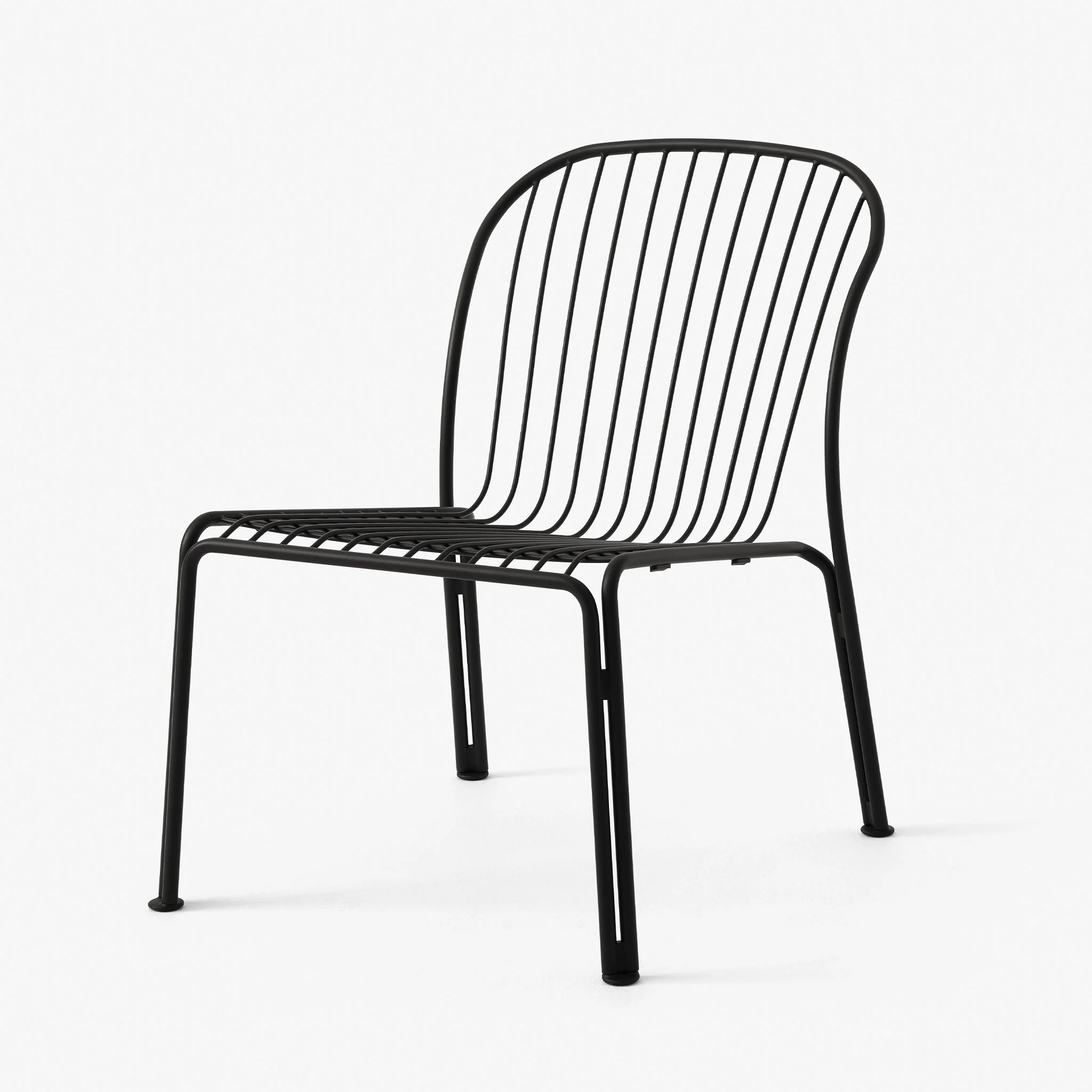 Thorvald SC100 Outdoor Lounge Chair