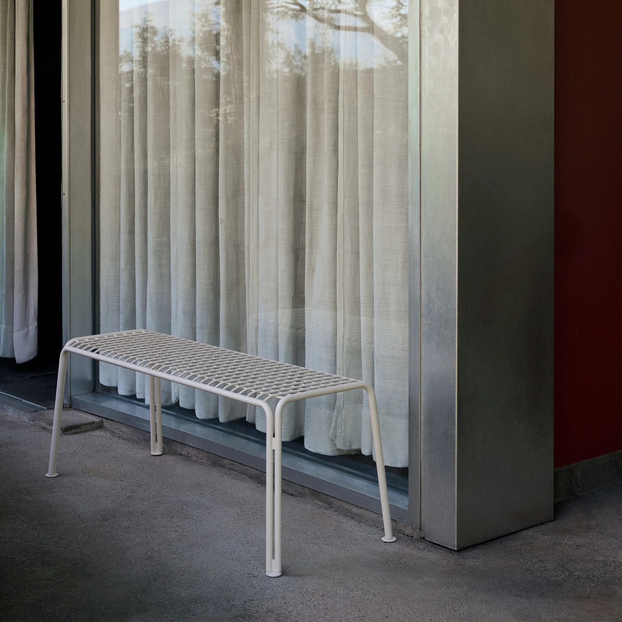 Thorvald SC112 Outdoor Bench - Image 3