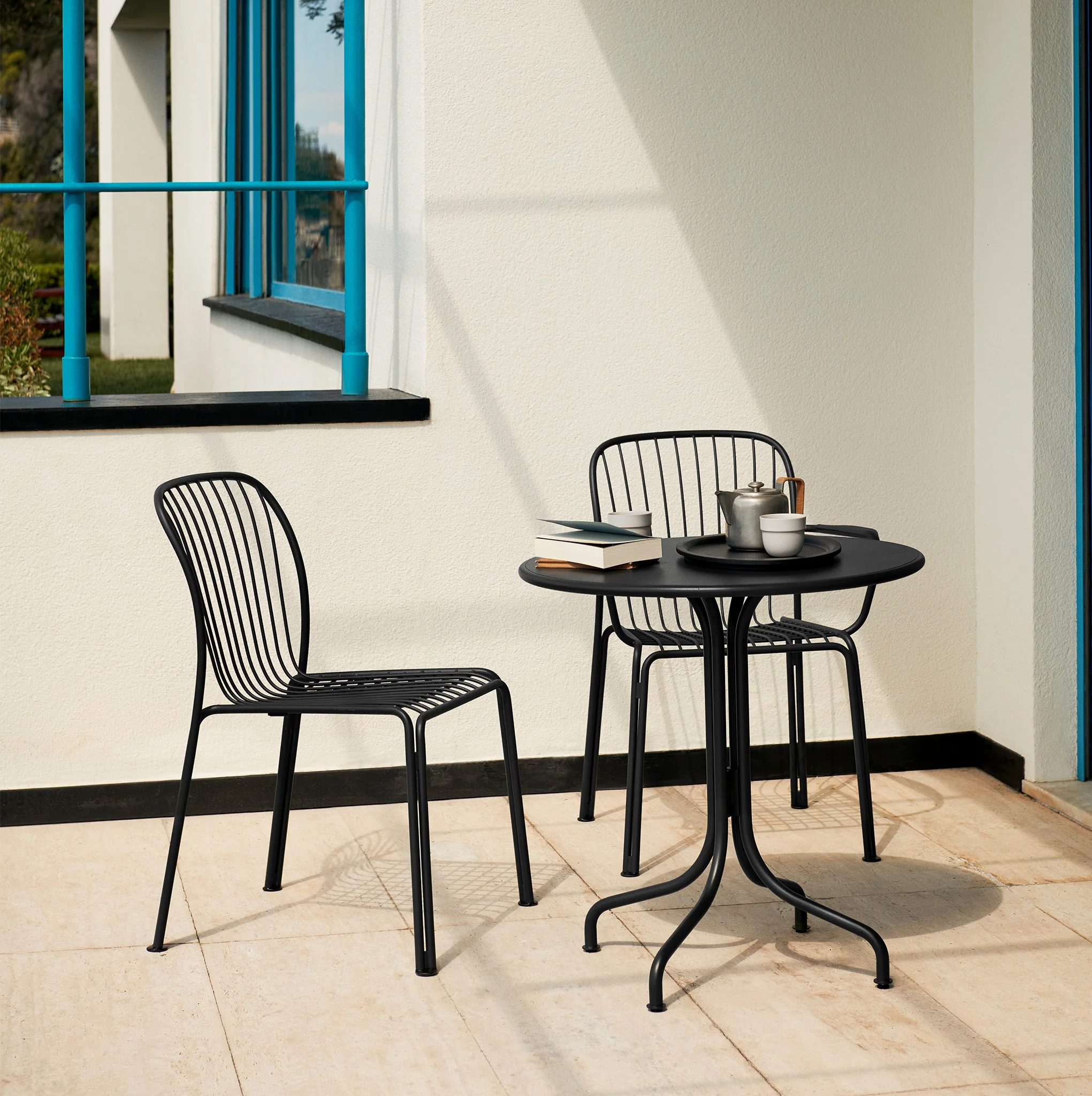Thorvald SC96 Café Table Round - Image 7