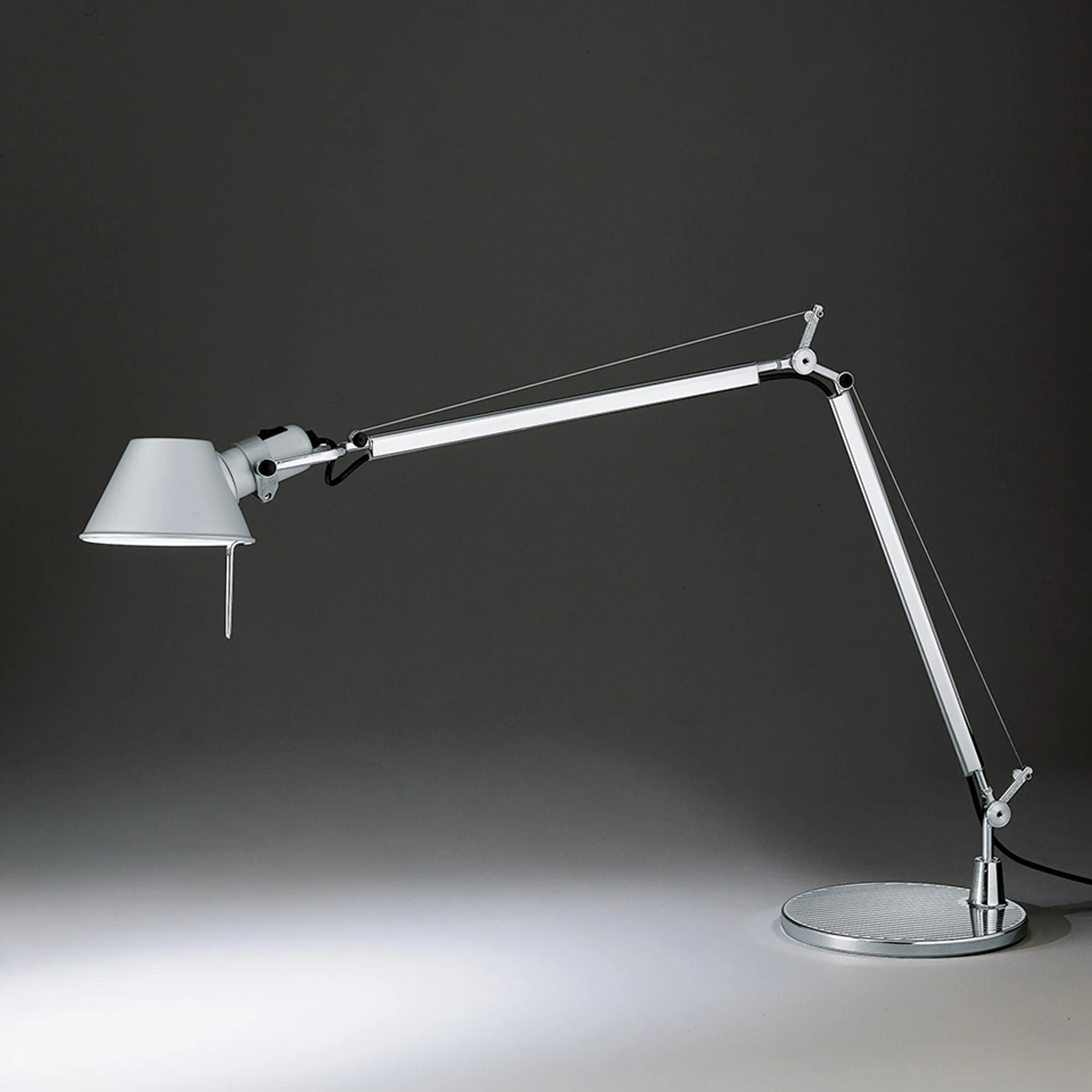 Tolomeo Desk Light by Artemide - Image 4
