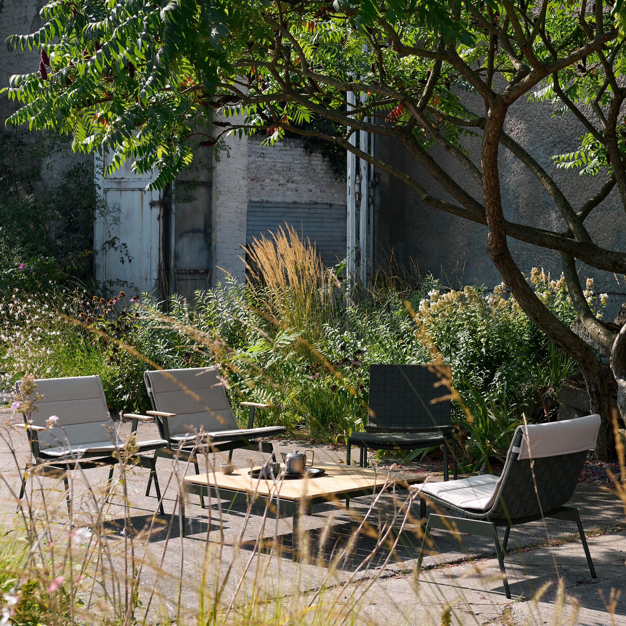 Ville AV47 Outdoor Stool by Anderssen & Voll - Image 4