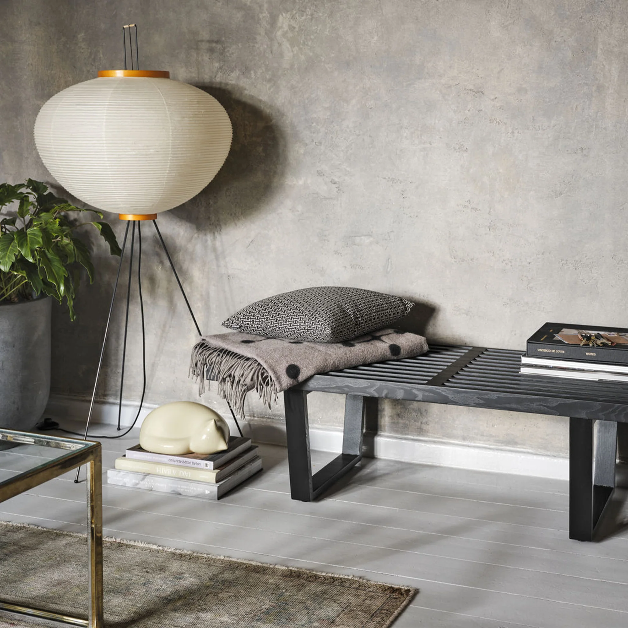 Akari 10A Floor Lamp - Image 3