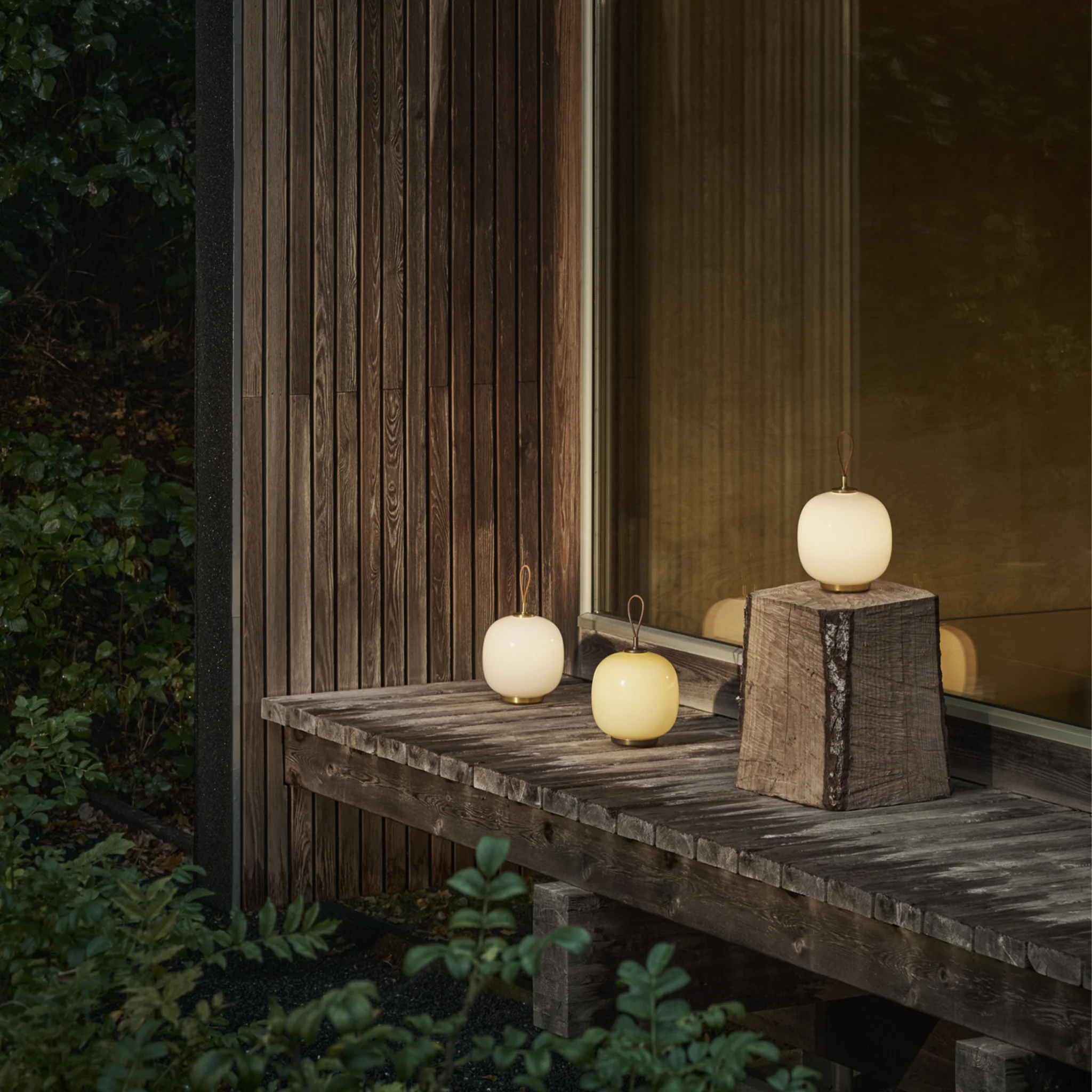 VL45 Radiohus Portable Light by Louis Poulsen - Image 4